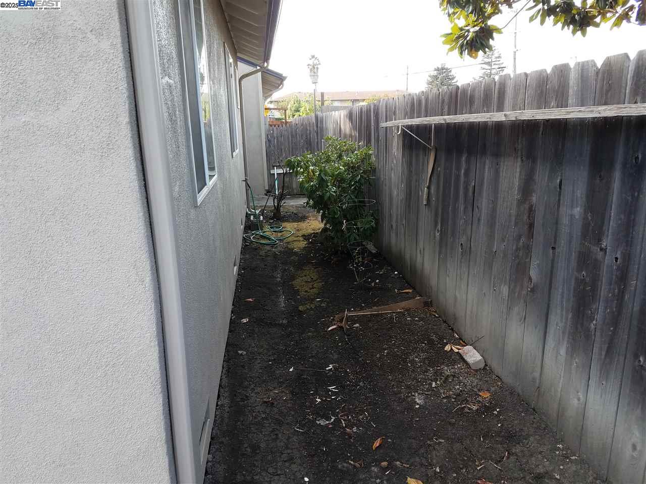 Detail Gallery Image 22 of 22 For 26732 Tyrrell Ave, Hayward,  CA 94544 - 3 Beds | 2 Baths