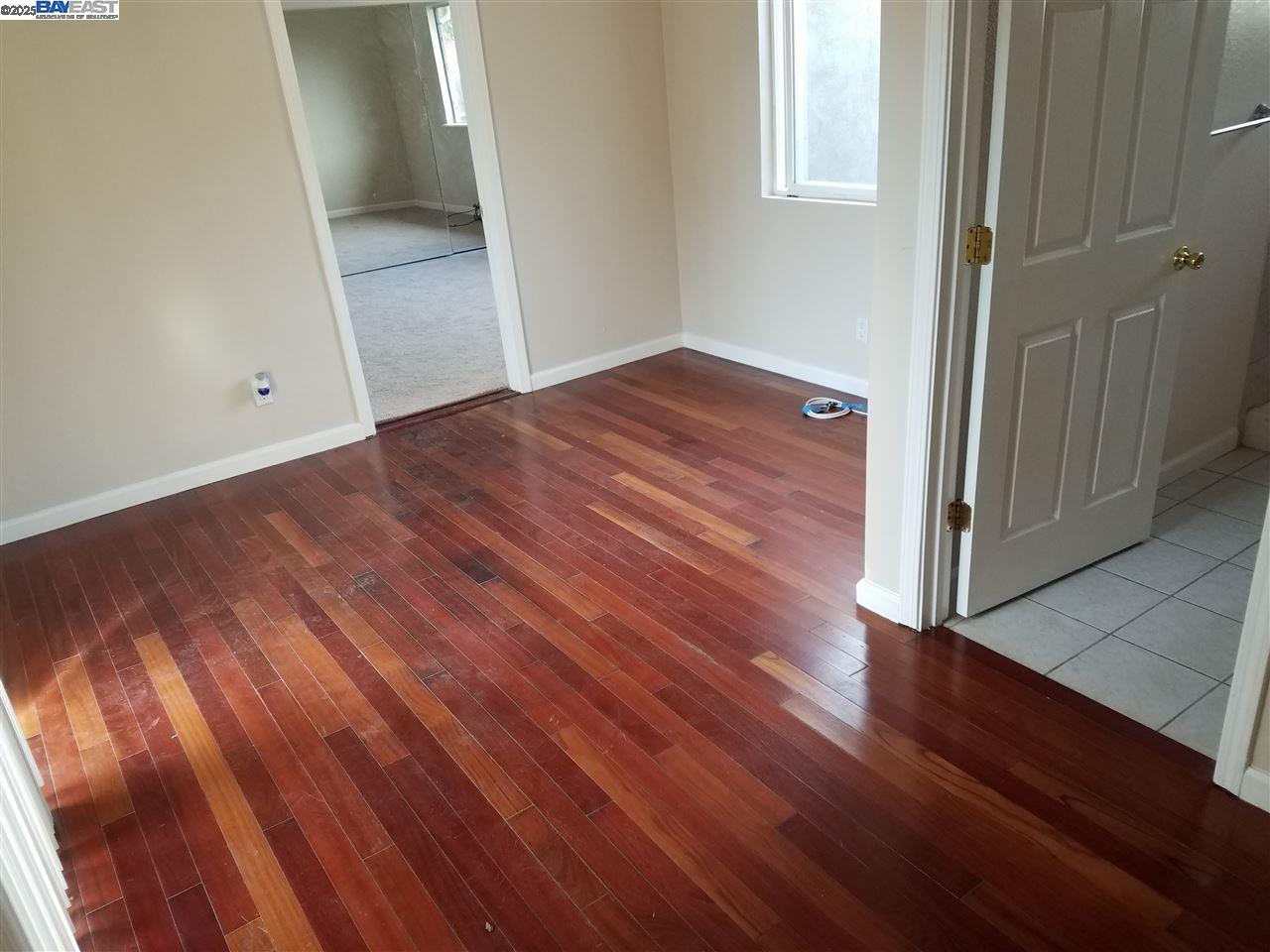 Detail Gallery Image 9 of 22 For 26732 Tyrrell Ave, Hayward,  CA 94544 - 3 Beds | 2 Baths
