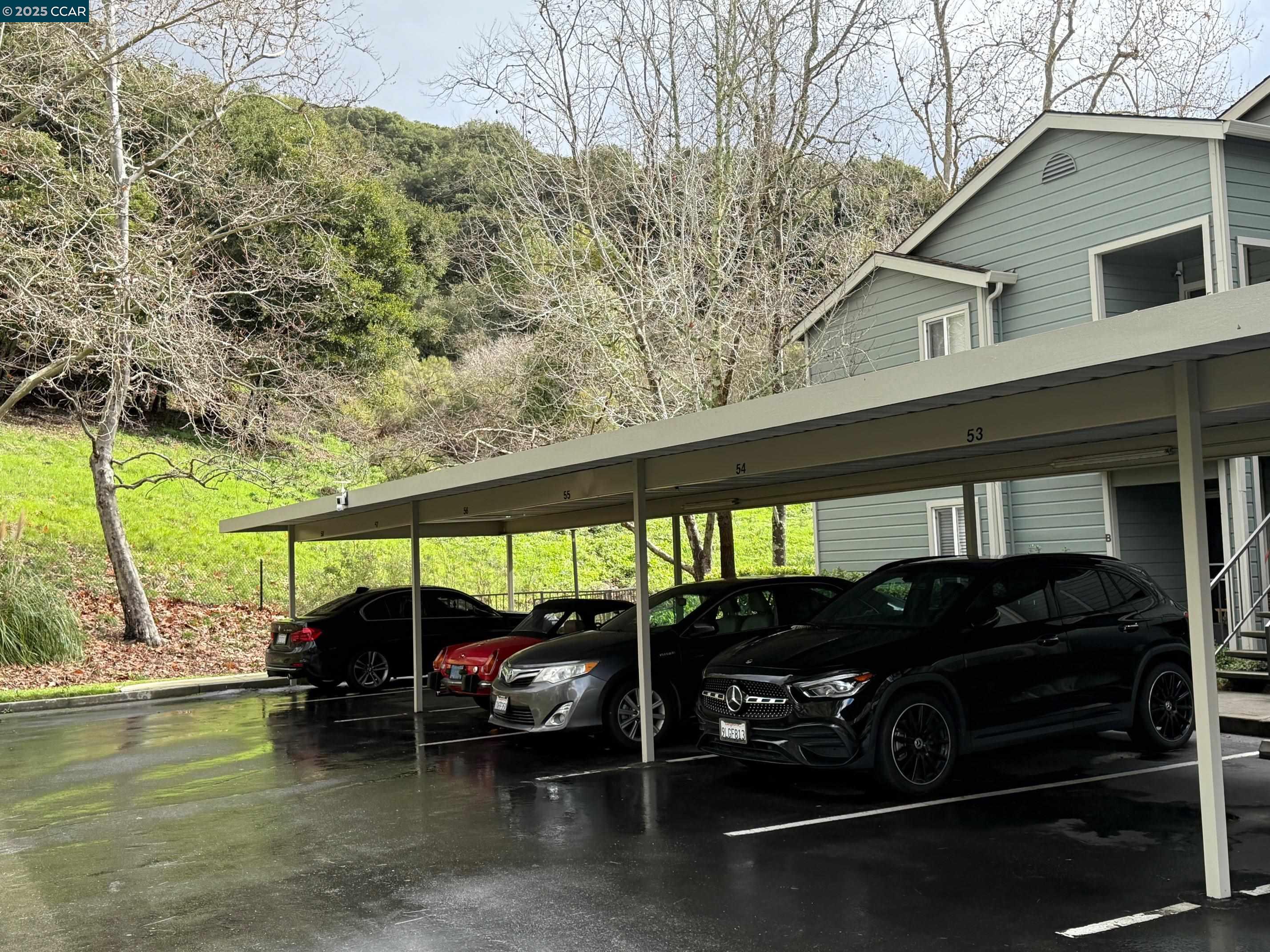 760 Canyon Oaks Dr # D, Oakland, California 94605, 2 Bedrooms Bedrooms, 4 Rooms Rooms,2 BathroomsBathrooms,Residential,For Sale,760 Canyon Oaks Dr # D,41085185