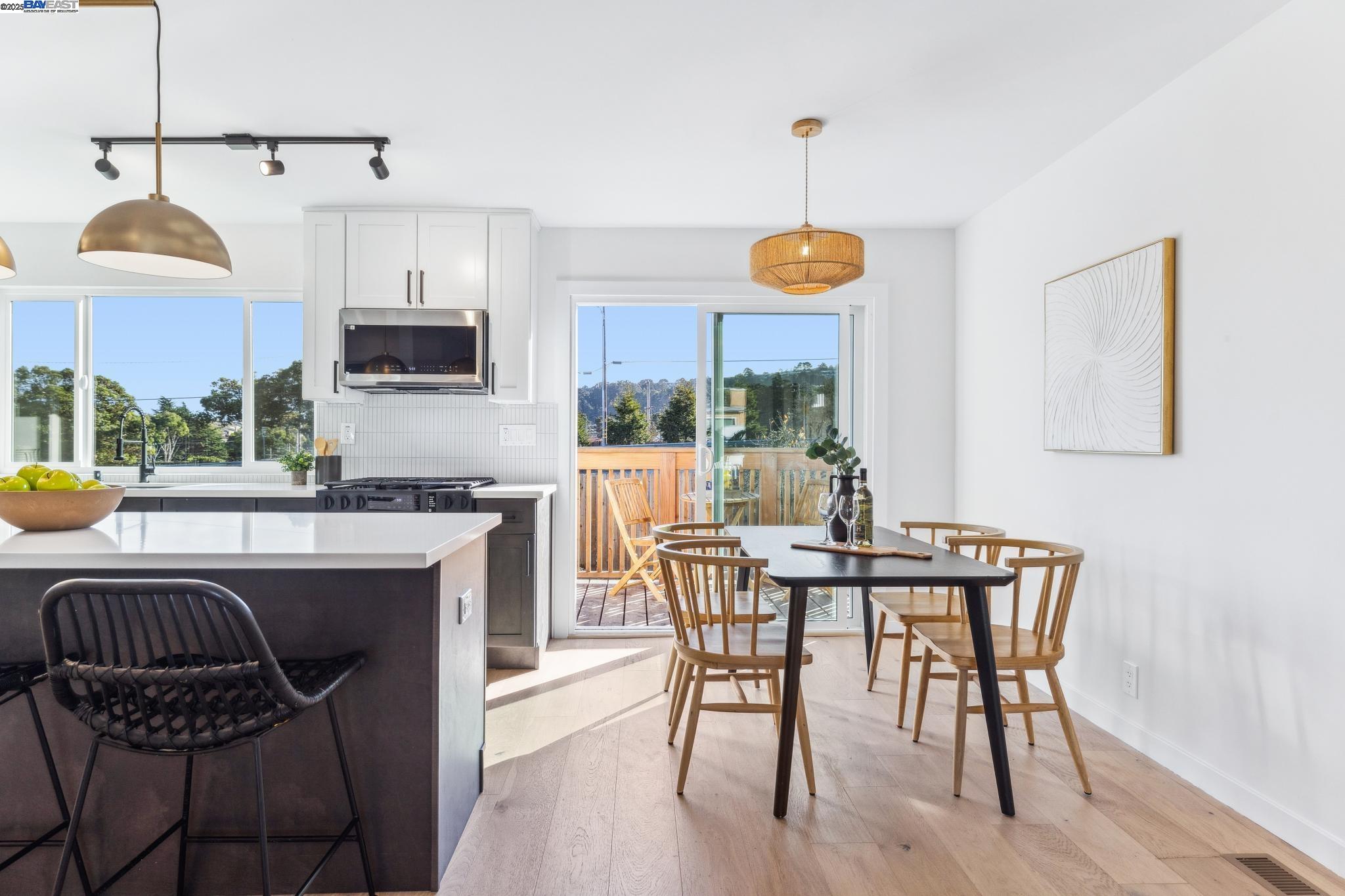 117 Duval Dr, South San Francisco, California 94080, 3 Bedrooms Bedrooms, 6 Rooms Rooms,1 BathroomBathrooms,Residential,For Sale,117 Duval Dr,41085189