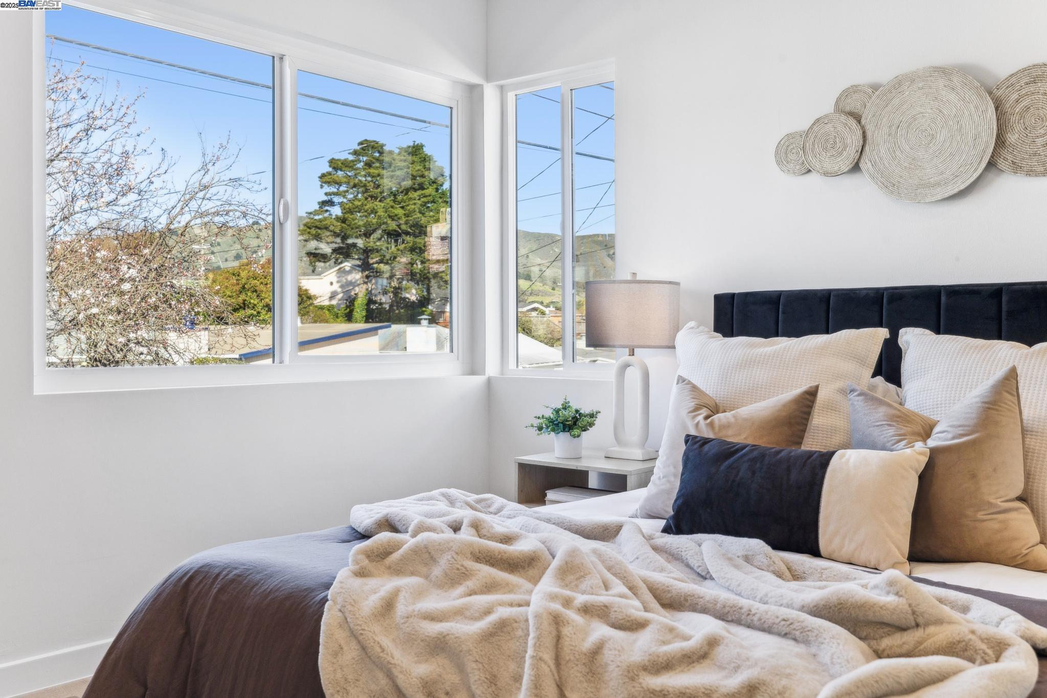 117 Duval Dr, South San Francisco, California 94080, 3 Bedrooms Bedrooms, 6 Rooms Rooms,1 BathroomBathrooms,Residential,For Sale,117 Duval Dr,41085189