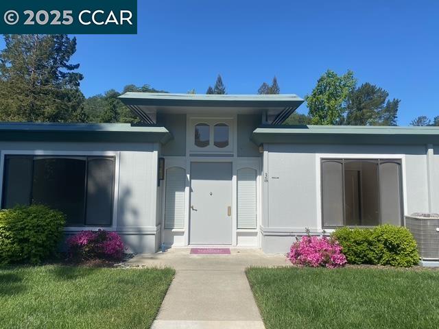 MLS: 41085190 Condo For Sale