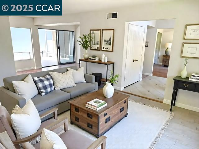 Thumbnail for 1517 Oakmont Dr #3,  Walnut Creek, CA 94595