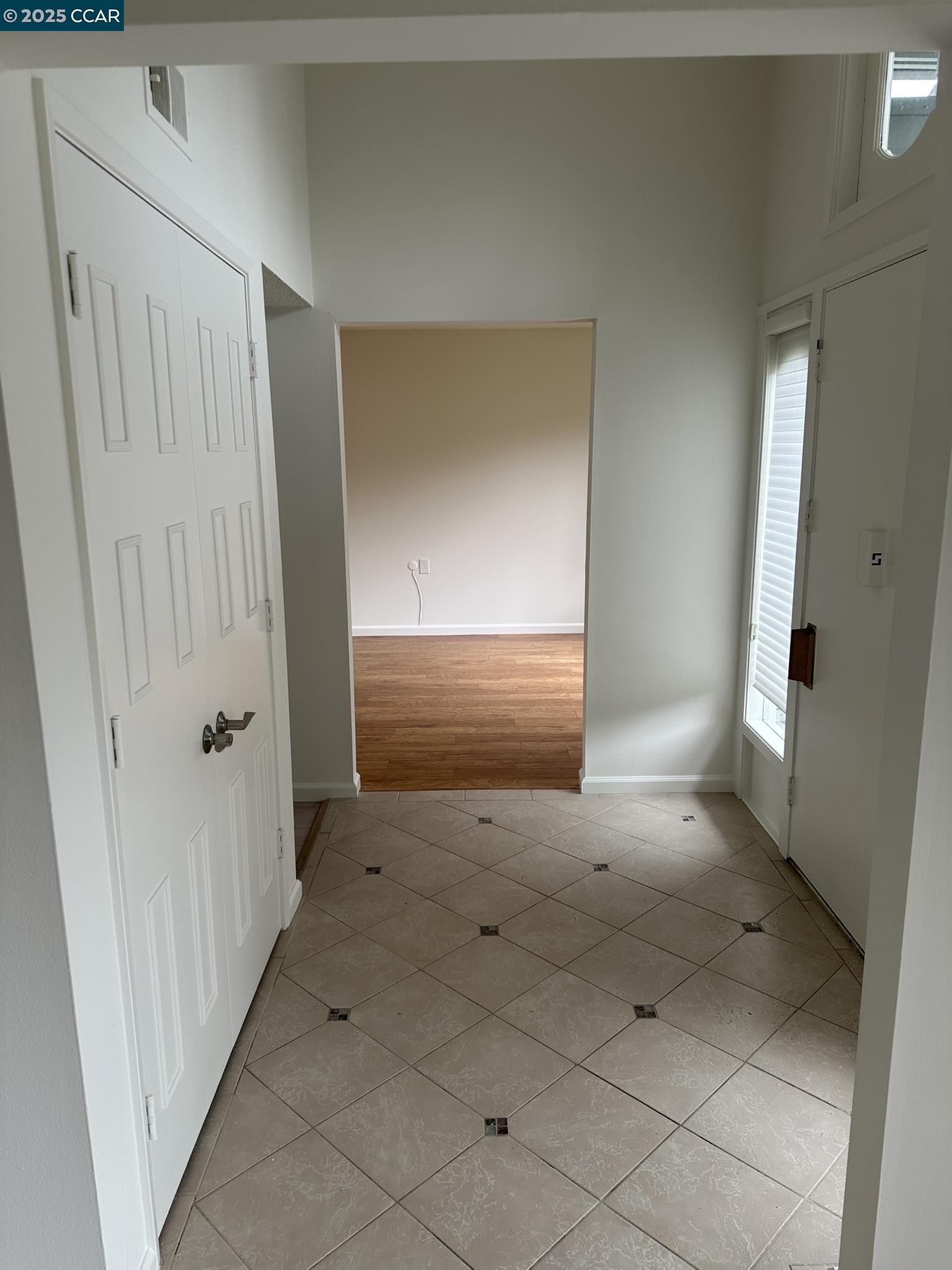 Photo #4: 41085190 Listing: Photo #4