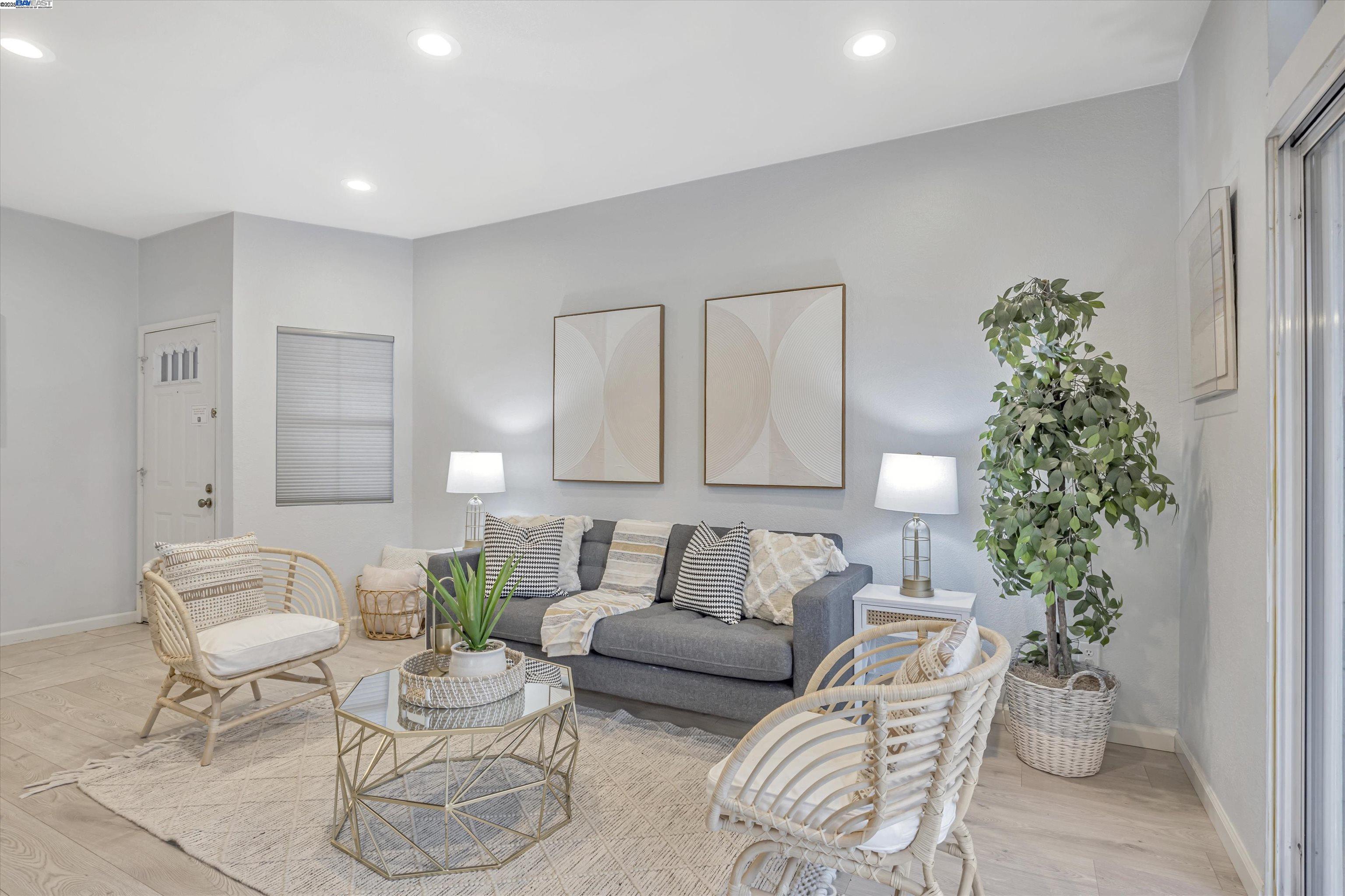 Photo #3: 41085204 Listing 