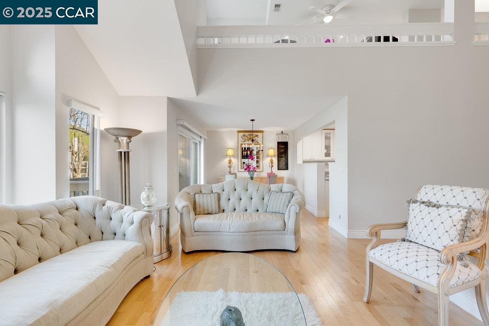 Photo #6: 41085232 Listing 