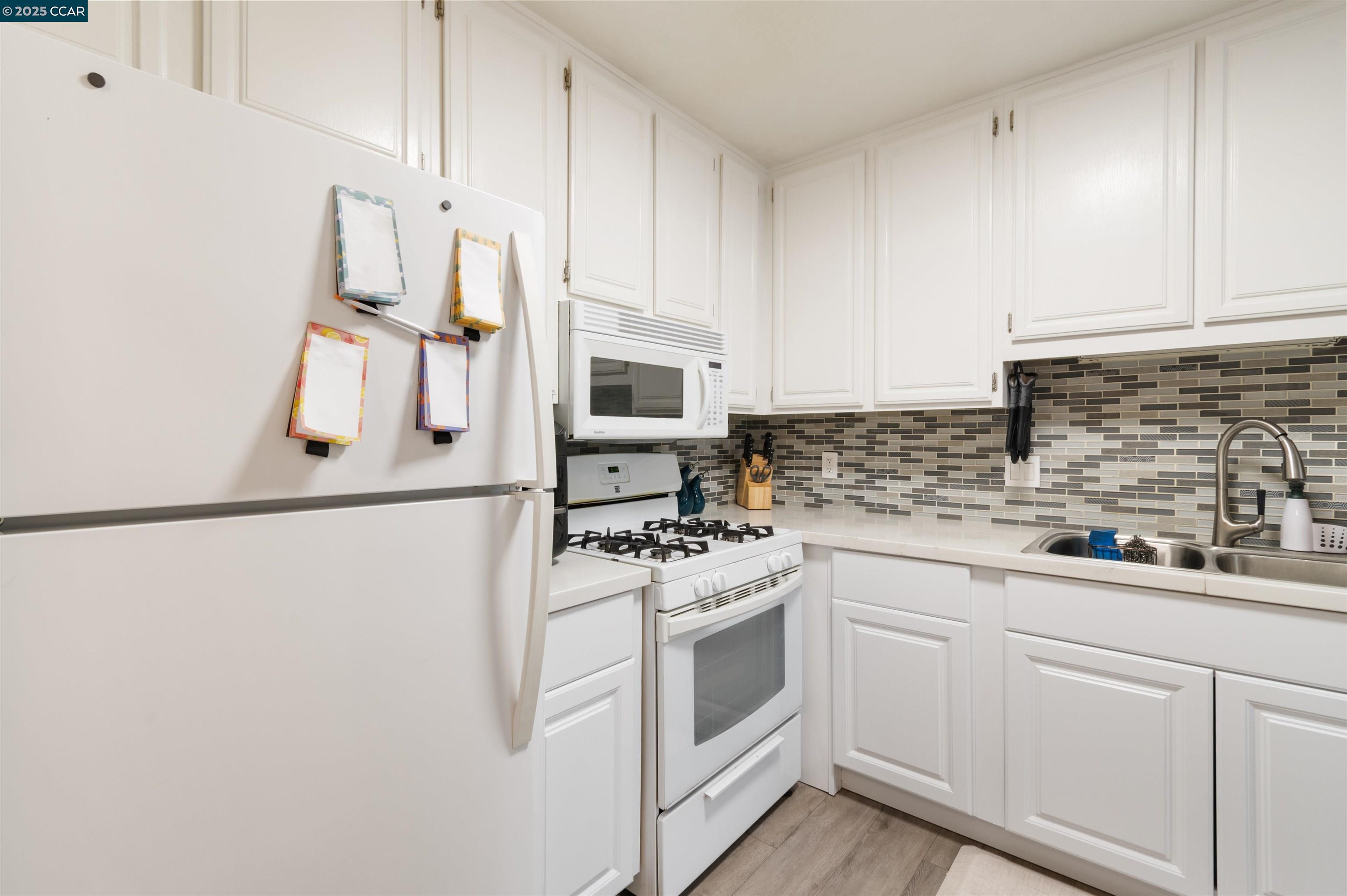Photo #4: 41085238 Listing 