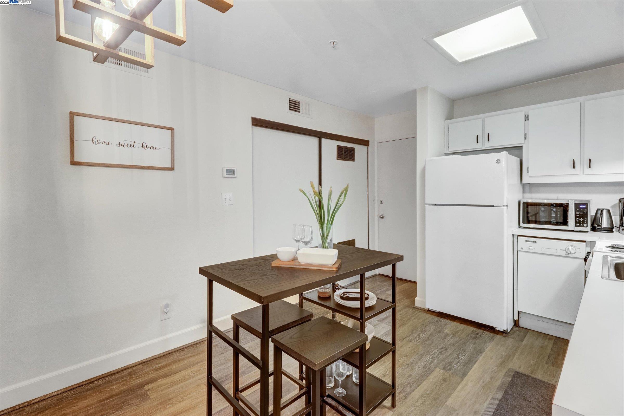 Photo #12: 41085239 Listing: Photo #12