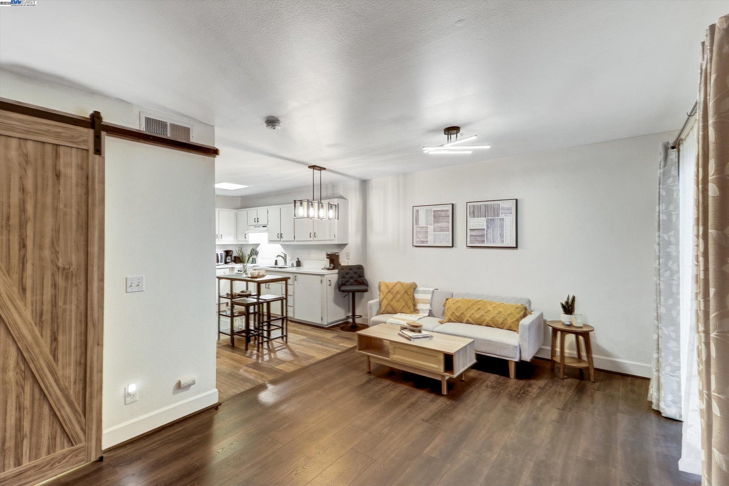 Photo #19: 41085239 Listing: Photo #19