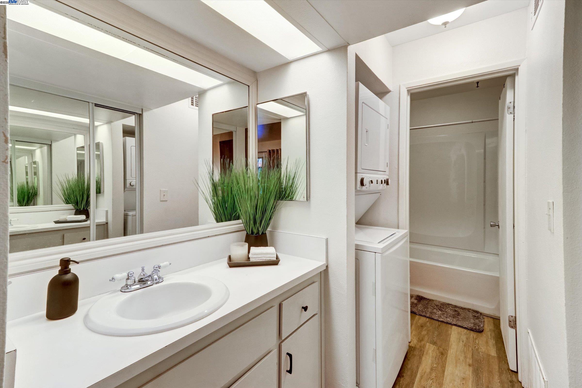 Photo #23: 41085239 Listing: Photo #23