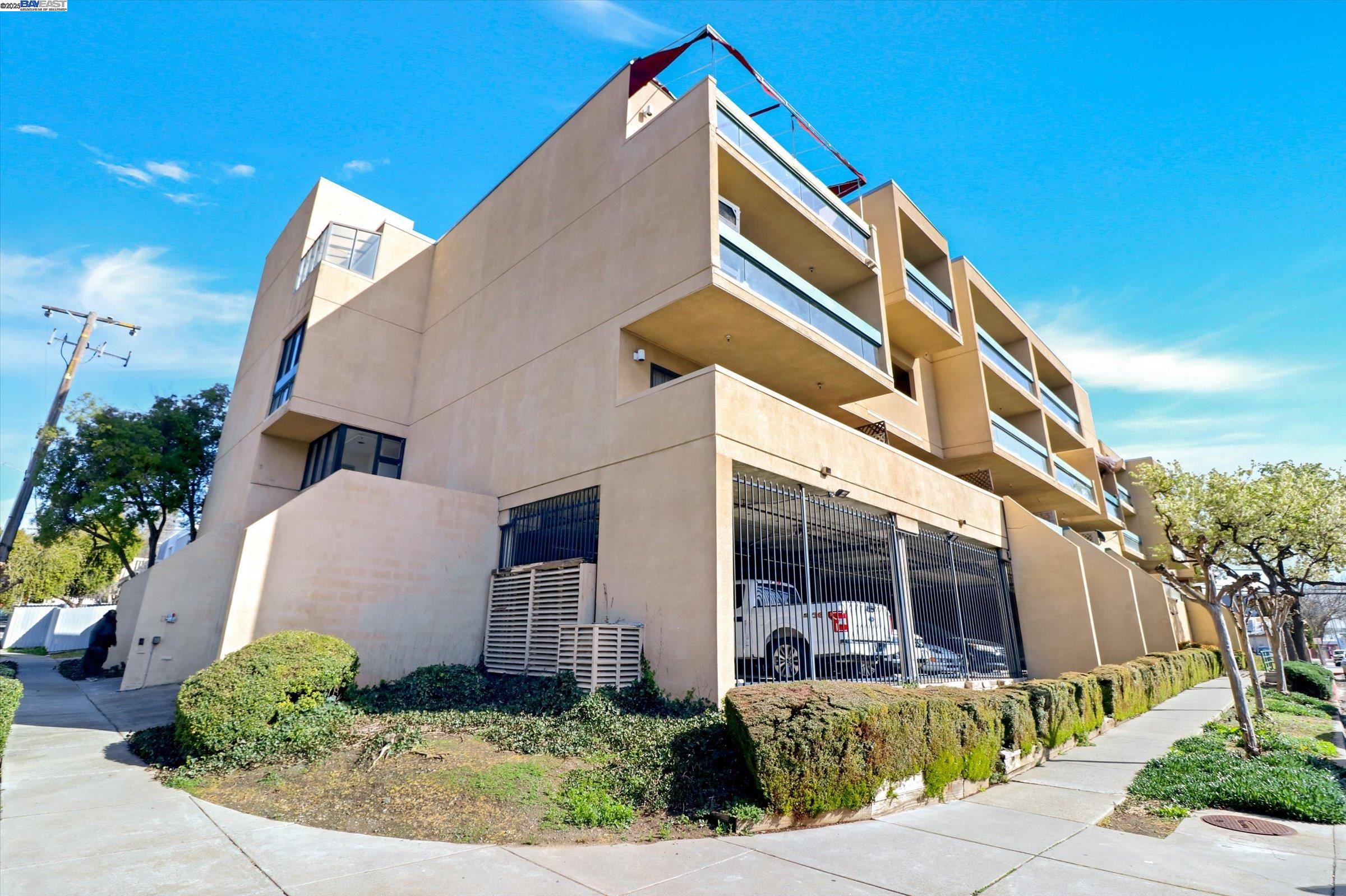 Photo #8: 41085239 Listing: Photo #8