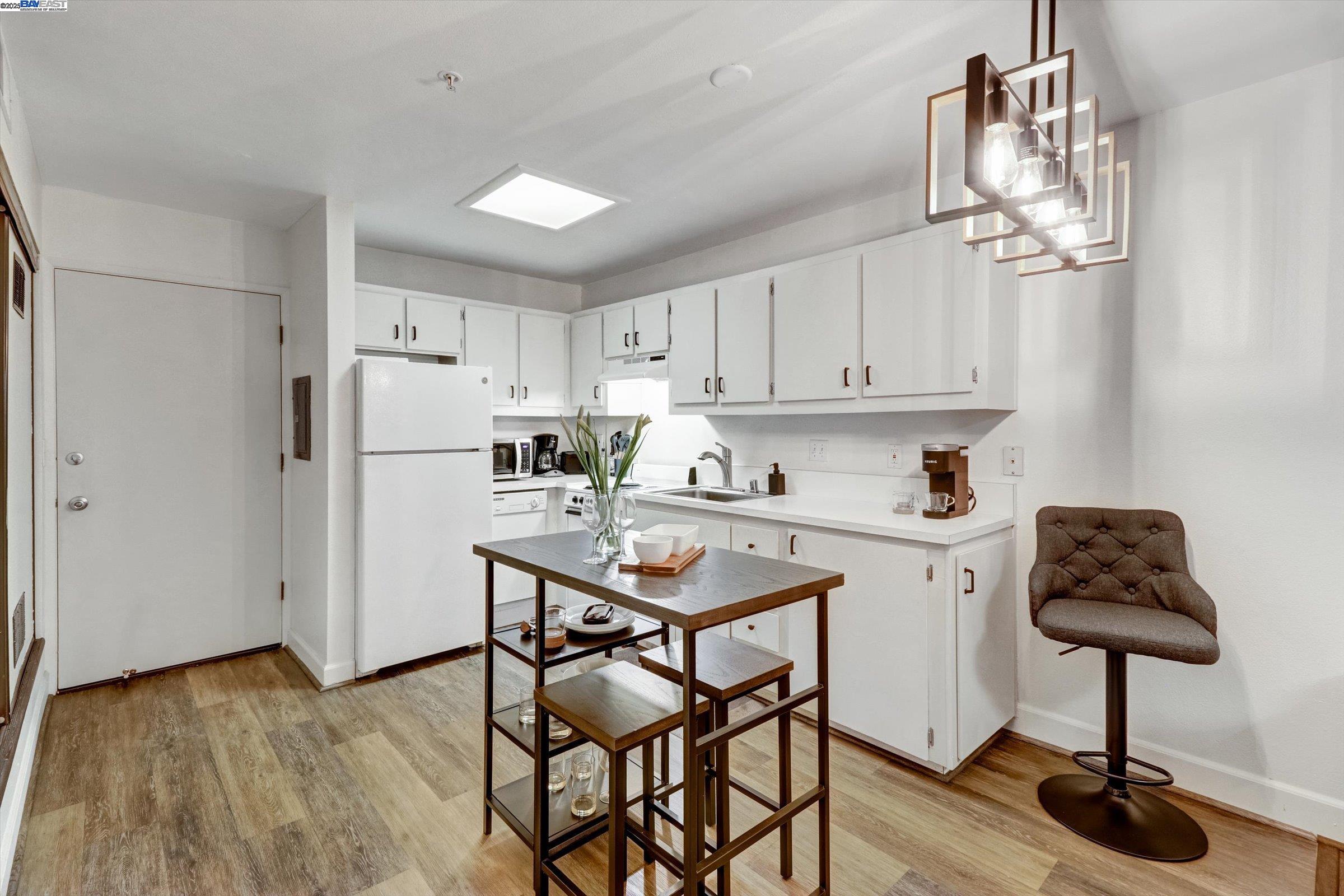 Photo #10: 41085239 Listing: Photo #10