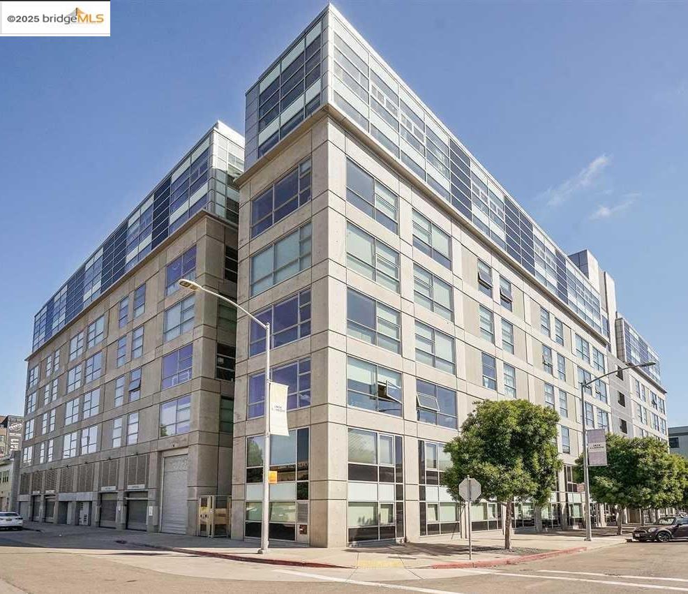 More Details about MLS # 41085253 : 428 ALICE ST # 303