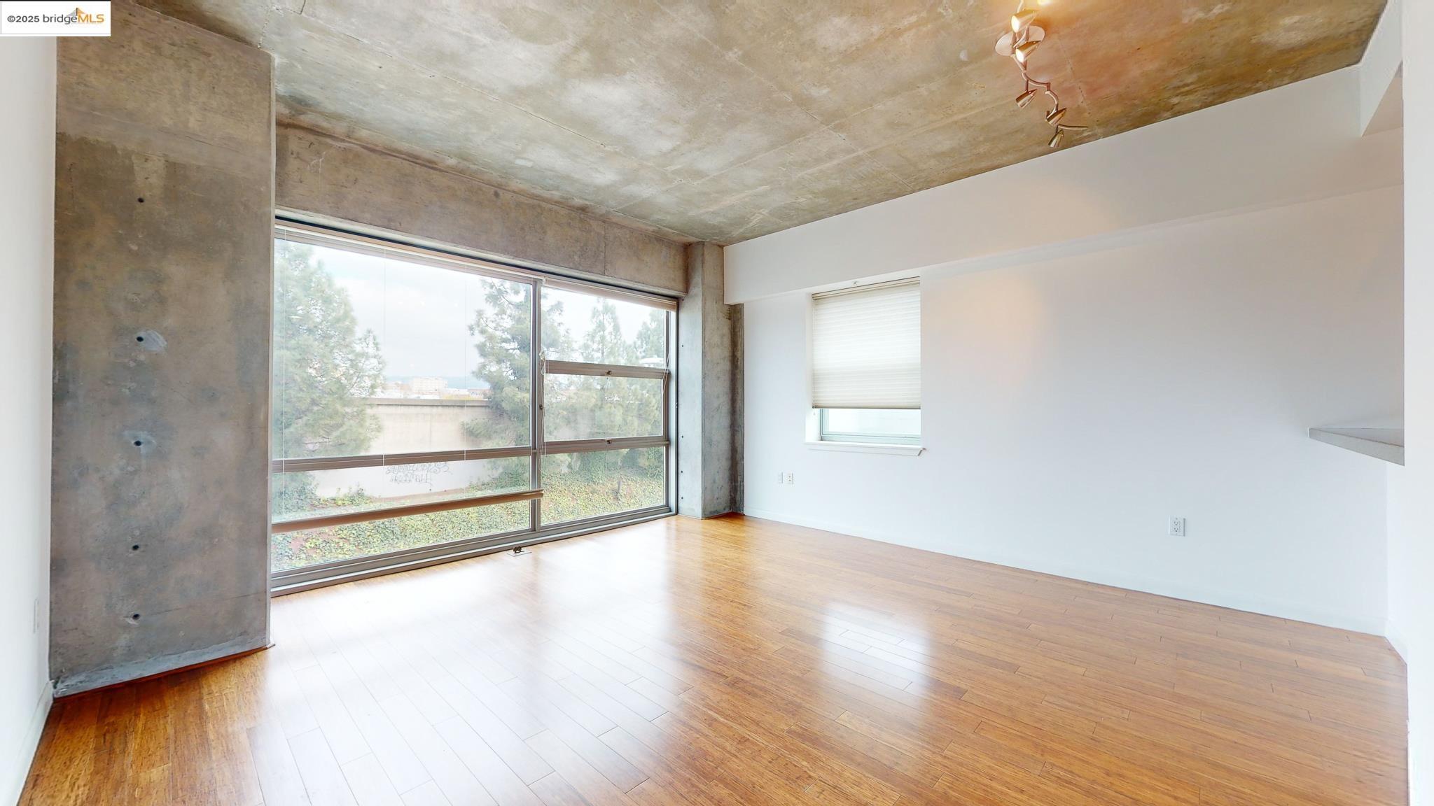 Photo #3: 41085253 Listing 