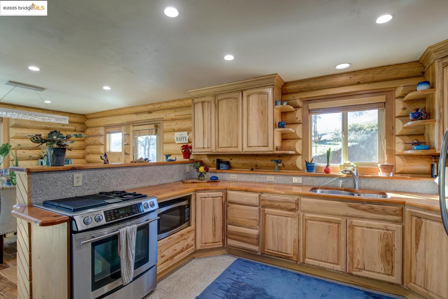 Detail Gallery Image 17 of 60 For 10255 Bone Yard Creek, Coulterville,  CA 95311 - 3 Beds | 2/1 Baths