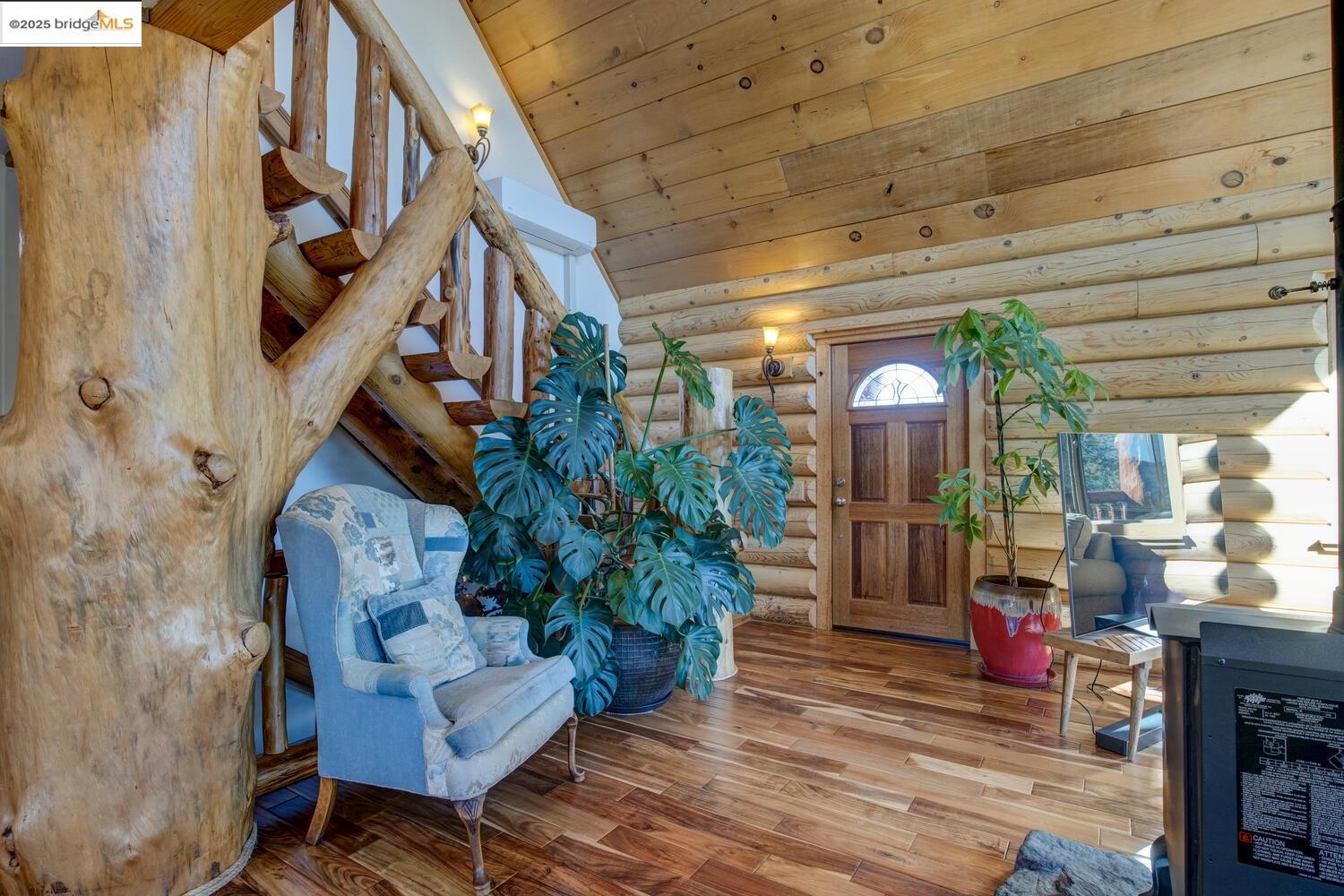 Detail Gallery Image 6 of 60 For 10255 Bone Yard Creek, Coulterville,  CA 95311 - 3 Beds | 2/1 Baths