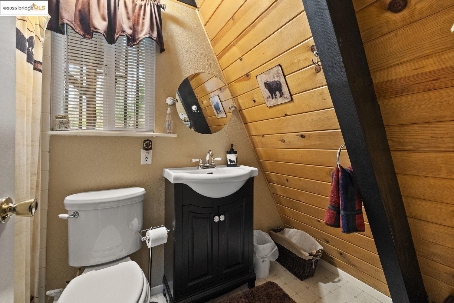 Detail Gallery Image 17 of 29 For 25728 Upper Scenic Dr, Long Barn,  CA 95335 - 2 Beds | 1 Baths