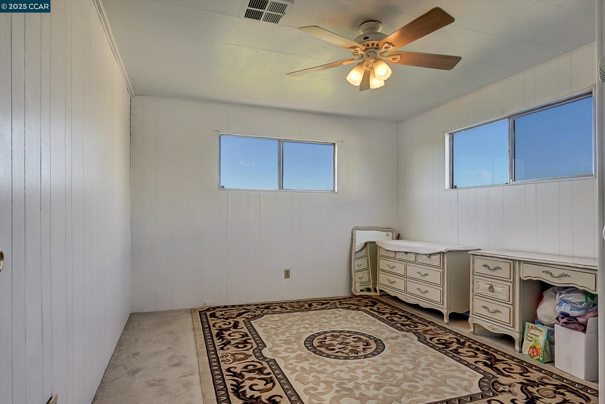 Detail Gallery Image 12 of 15 For 340 Avenida Flores, Pacheco,  CA 94553 - 2 Beds | 2 Baths