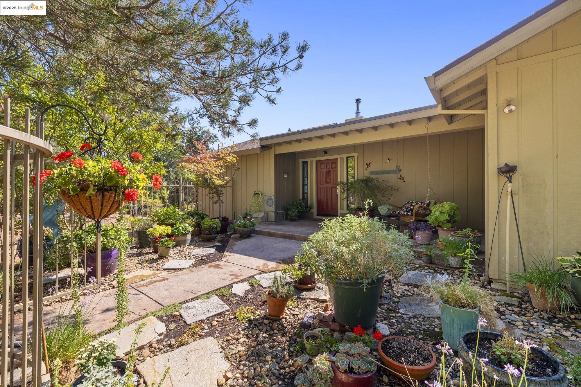 Front Image Thumbnail for EB41085276