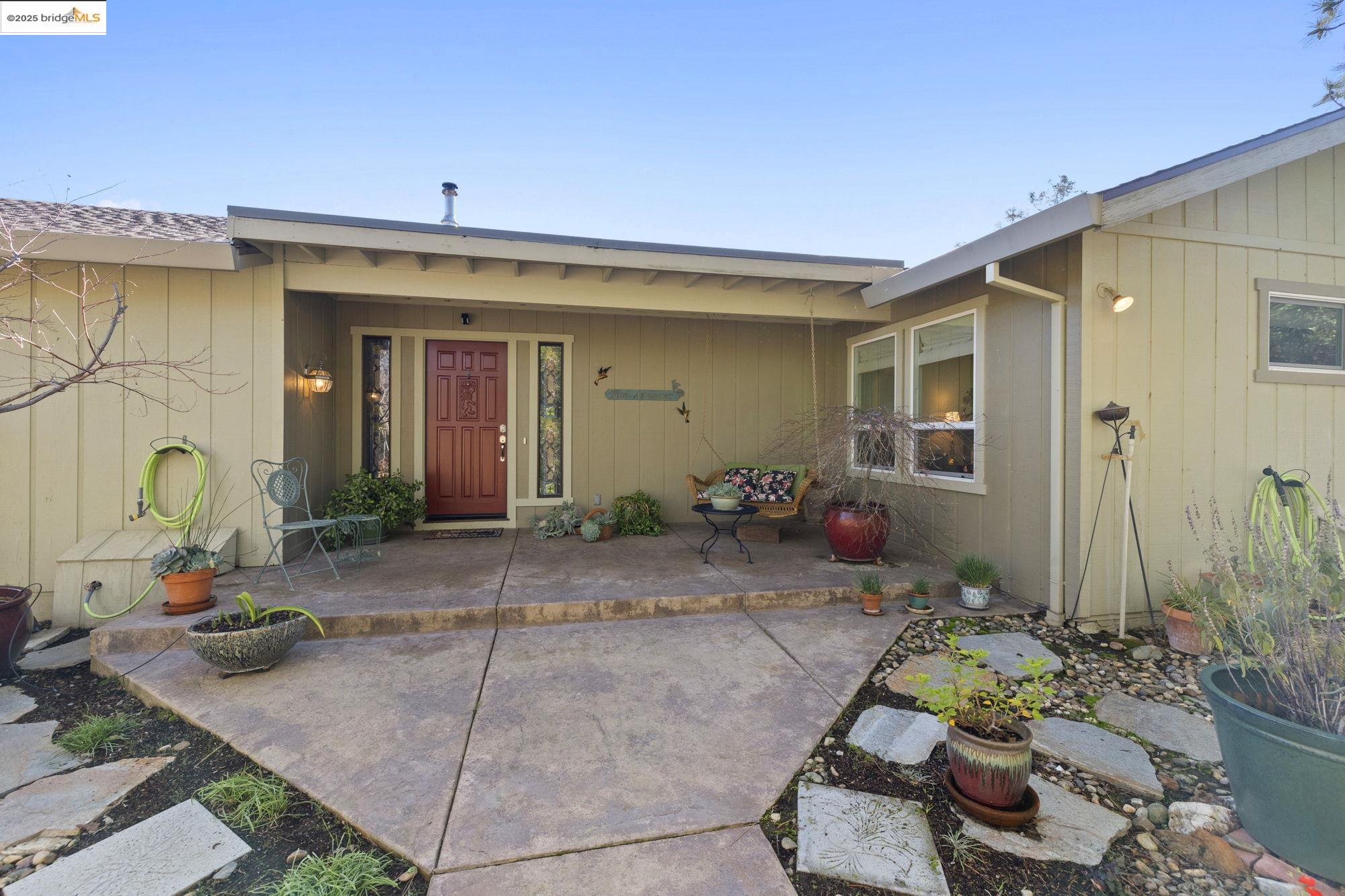 Detail Gallery Image 2 of 46 For 23607 Porcina Way, Columbia,  CA 95310 - 3 Beds | 2/1 Baths