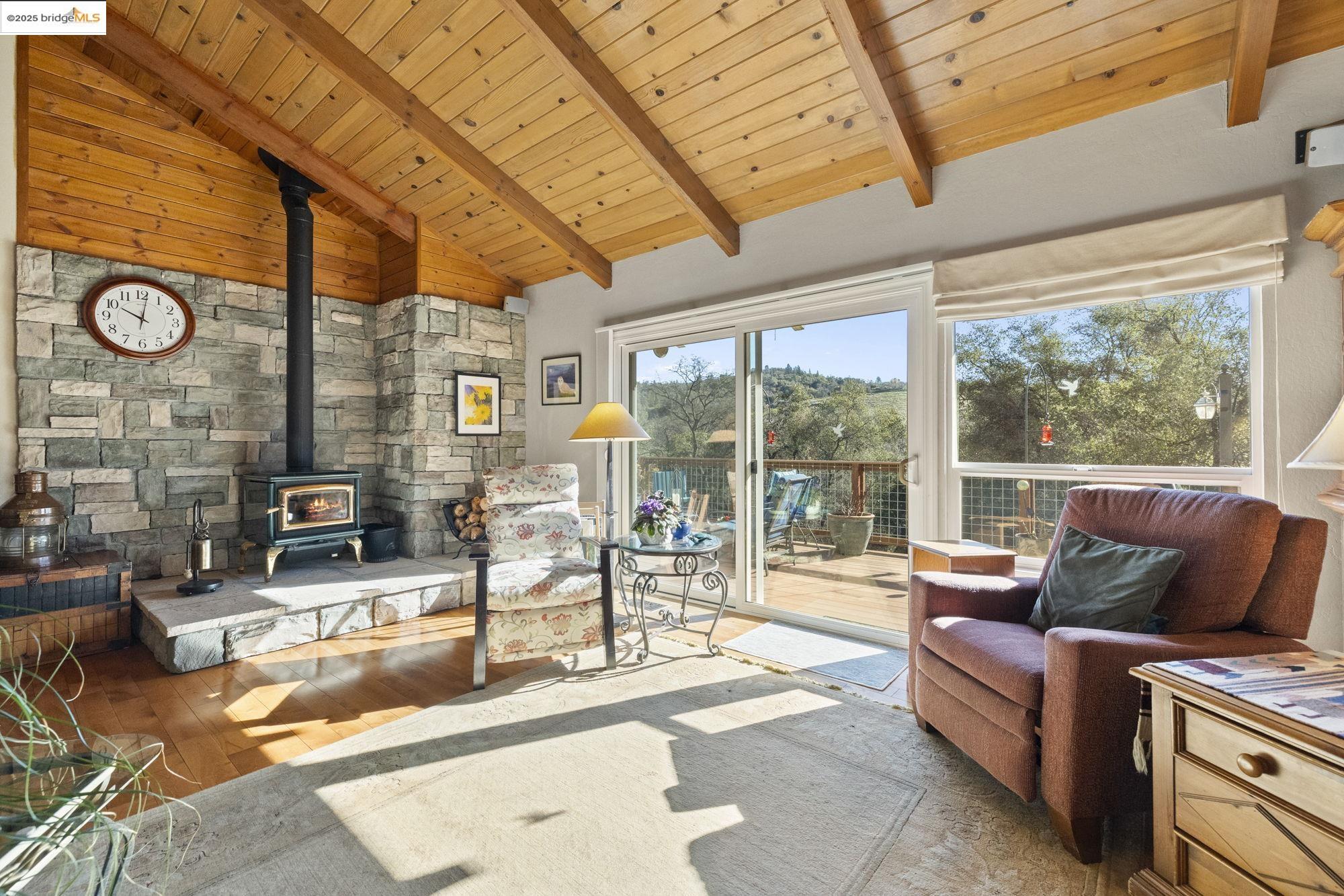 Detail Gallery Image 3 of 55 For 23607 Porcina Way, Columbia,  CA 95310 - 3 Beds | 2/1 Baths