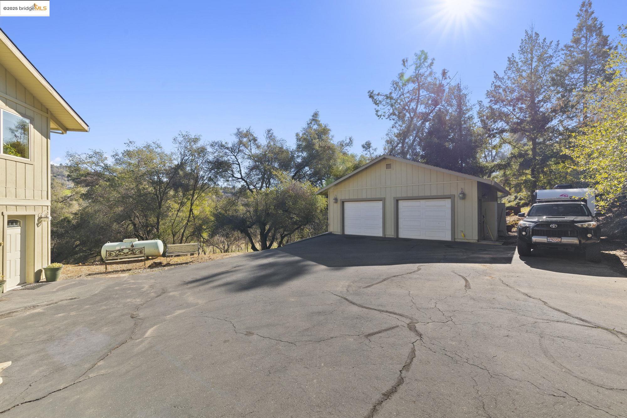 Detail Gallery Image 9 of 46 For 23607 Porcina Way, Columbia,  CA 95310 - 3 Beds | 2/1 Baths