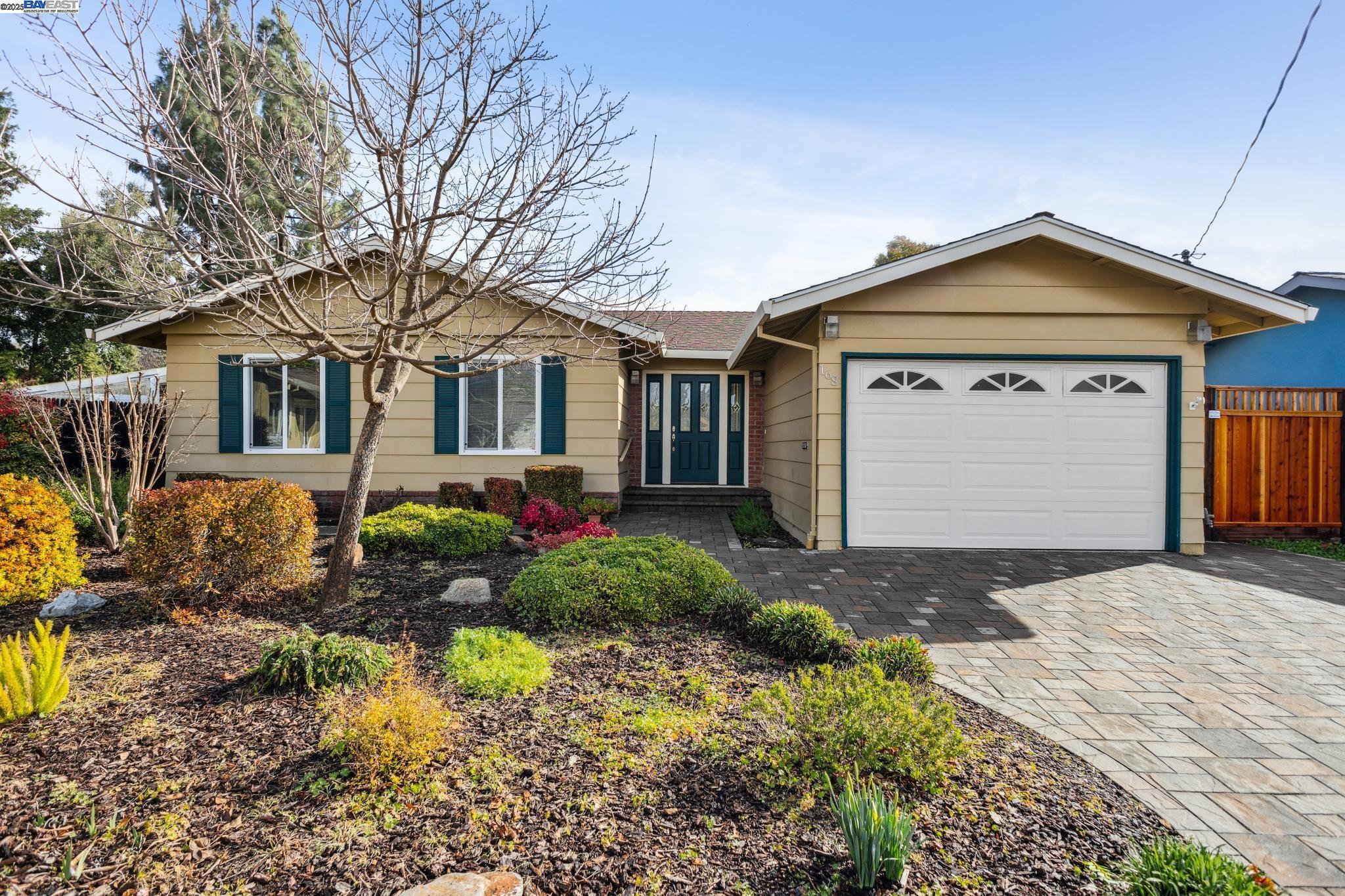 Detail Gallery Image 1 of 1 For 168 Dogwood Pl, San Ramon,  CA 94583 - 3 Beds | 2 Baths