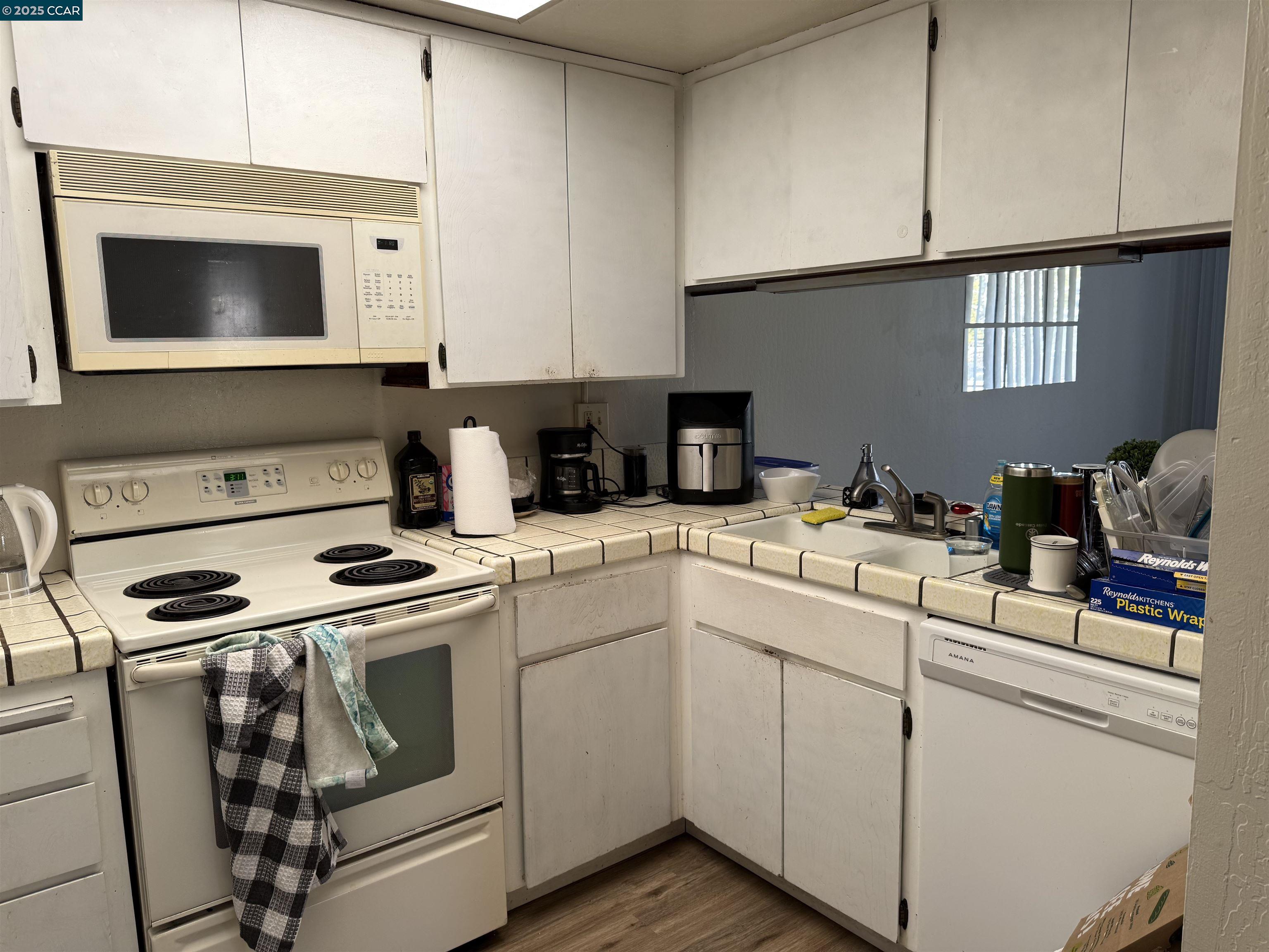 Detail Gallery Image 6 of 10 For 138 Farallon Ct, Aptos,  CA 95003 - 2 Beds | 2 Baths