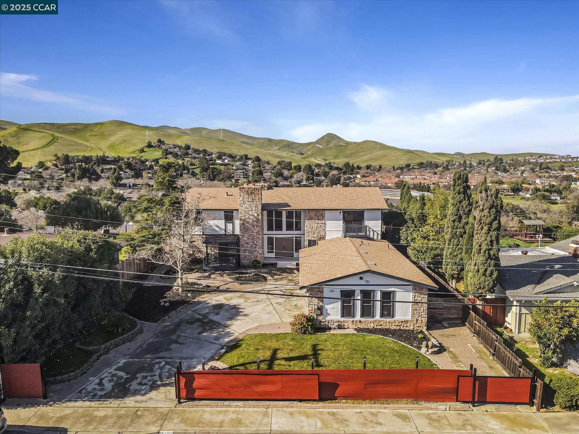 Detail Gallery Image 1 of 1 For 4280 Hillview Drive, Pittsburg,  CA 94565 - 5 Beds | 4/1 Baths