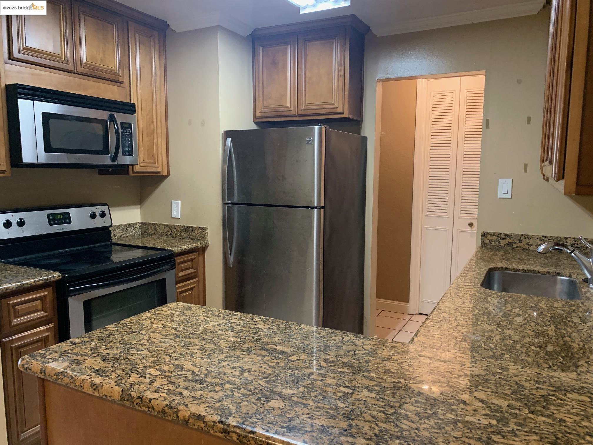 Photo #5: 41085318 Listing 
