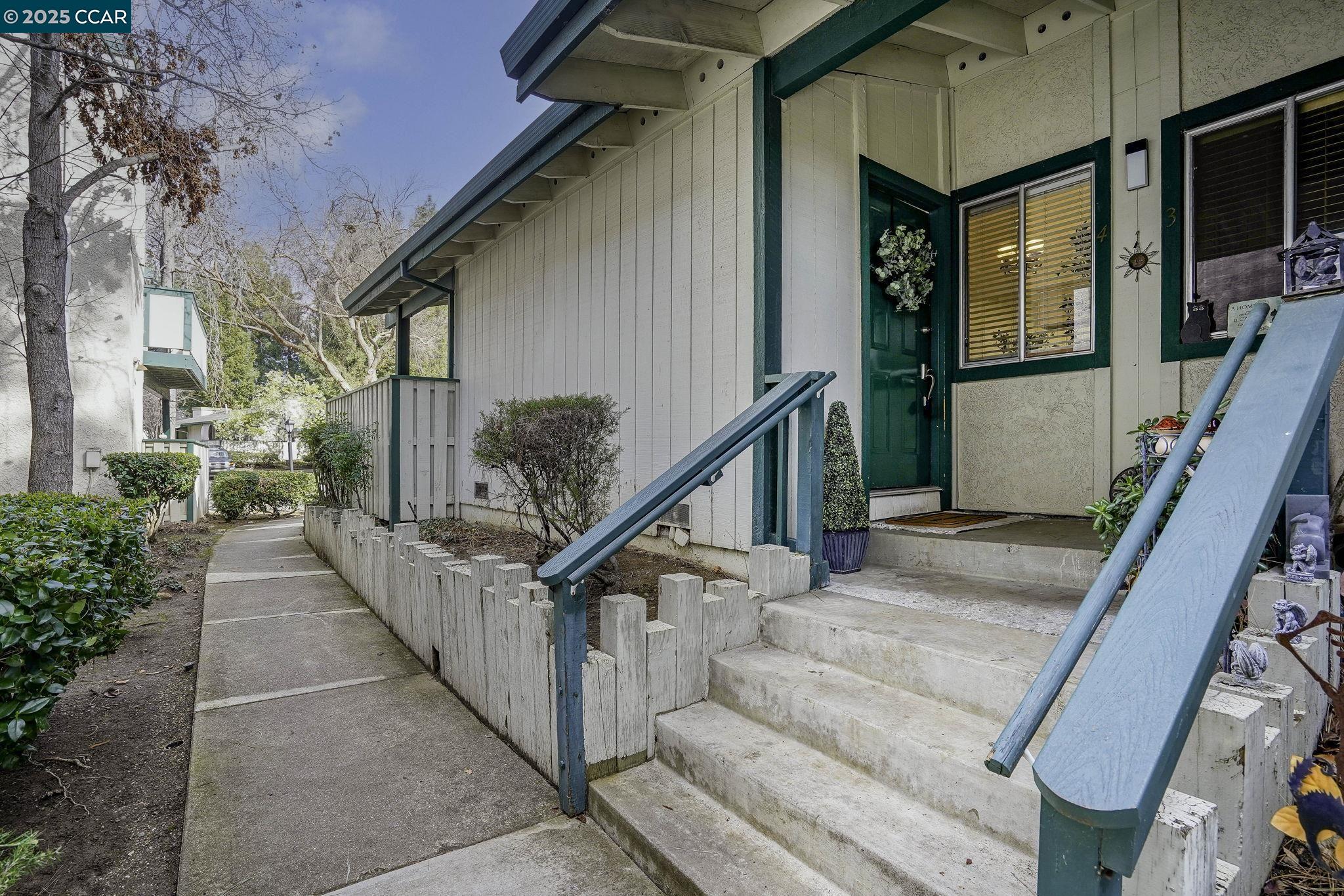 Photo #2: 41085322 Listing: Photo #2