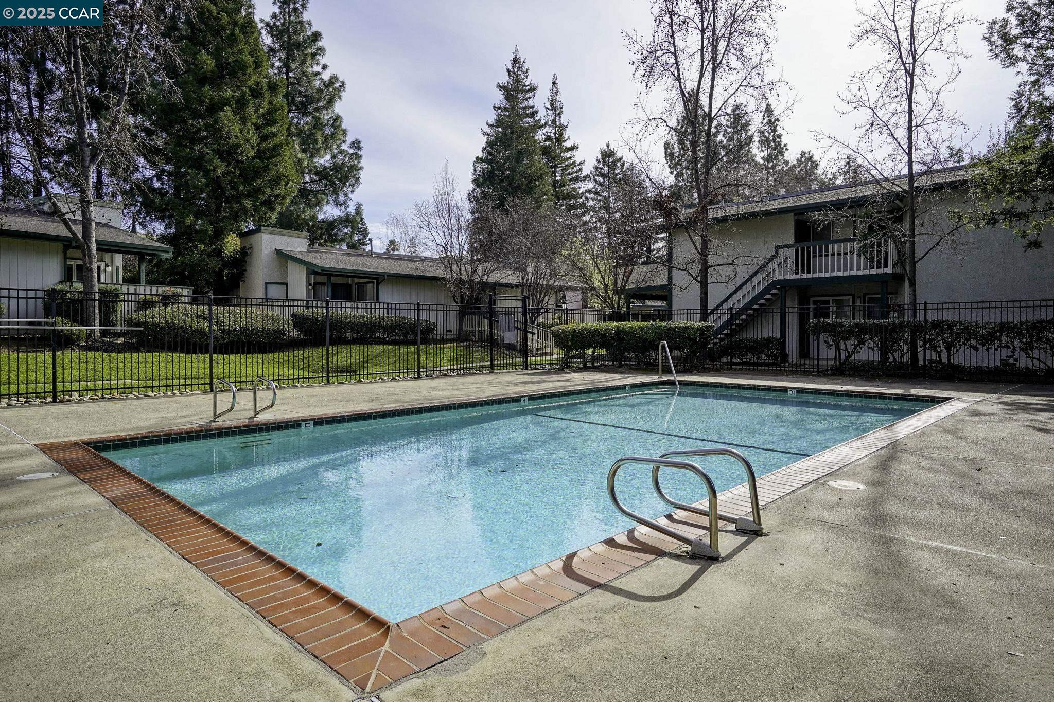 Photo #16: 41085322 Listing: Photo #16
