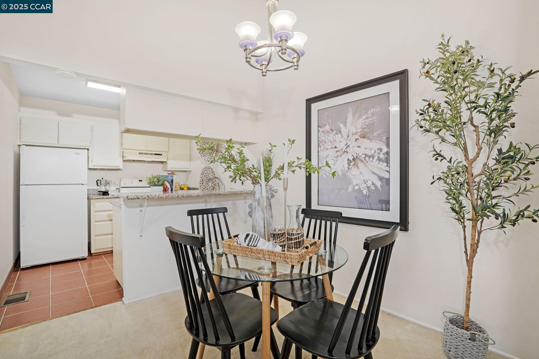 Photo #5: 41085322 Listing: Photo #5