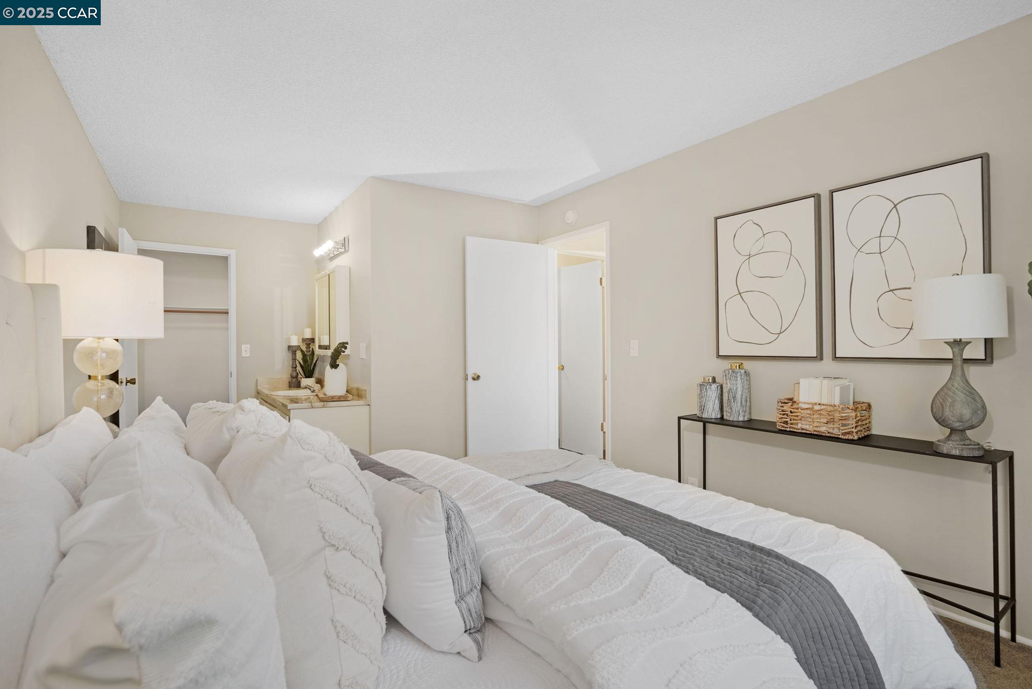 Photo #10: 41085322 Listing: Photo #10