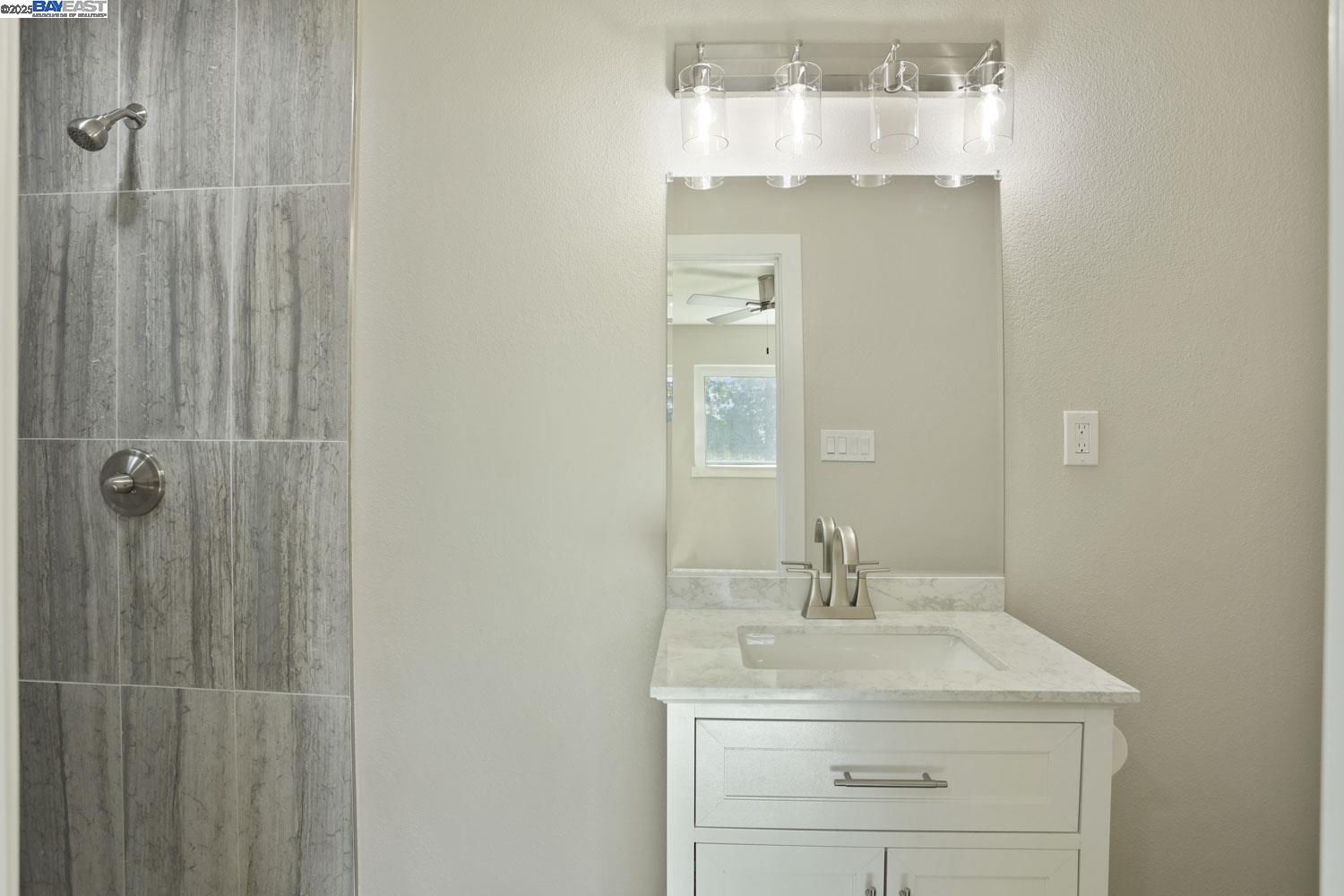 Detail Gallery Image 31 of 39 For 105 W Benjamin Holt Dr, Stockton,  CA 95207 - 3 Beds | 2 Baths