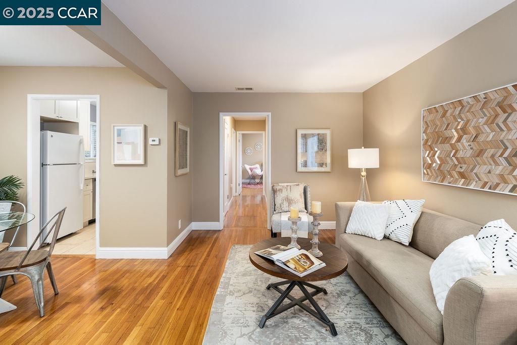 338 38Th St, Richmond, California 94805, 2 Bedrooms Bedrooms, 5 Rooms Rooms,1 BathroomBathrooms,Residential,For Sale,338 38Th St,41085324