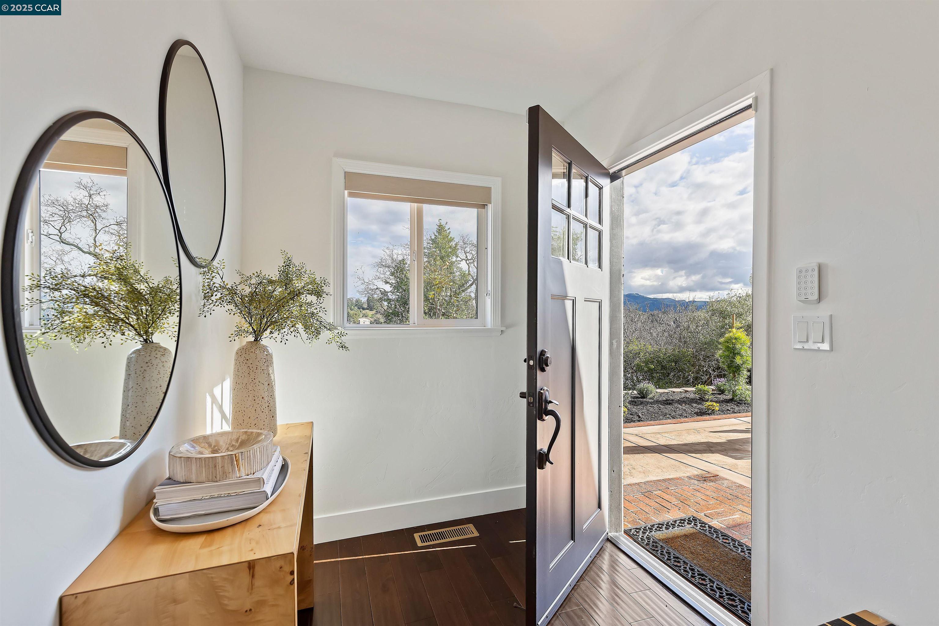 1084 Brown Ave, Lafayette, California 94549, 3 Bedrooms Bedrooms, 9 Rooms Rooms,2 BathroomsBathrooms,Residential,For Sale,1084 Brown Ave,41085334