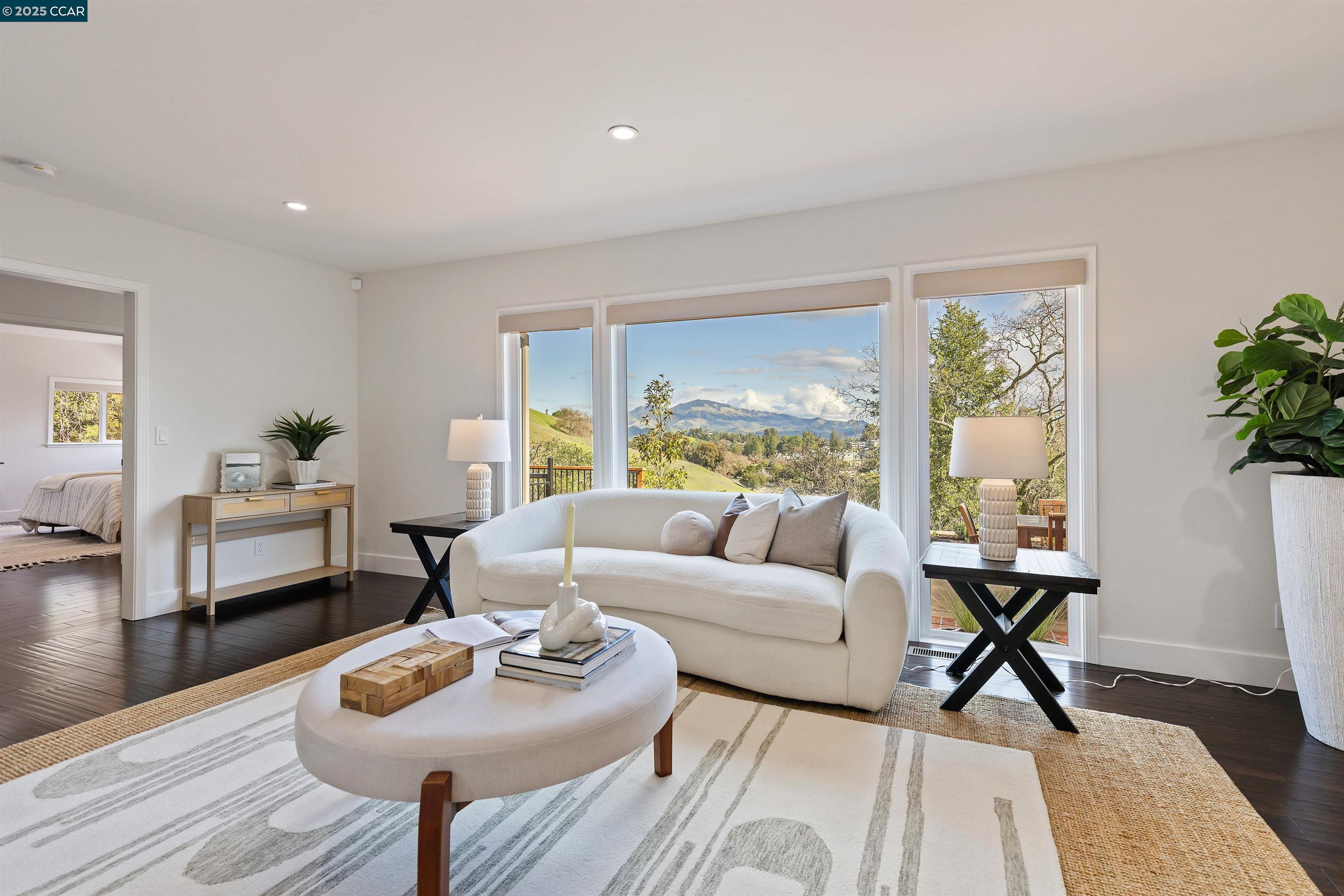 1084 Brown Ave, Lafayette, California 94549, 3 Bedrooms Bedrooms, 9 Rooms Rooms,2 BathroomsBathrooms,Residential,For Sale,1084 Brown Ave,41085334