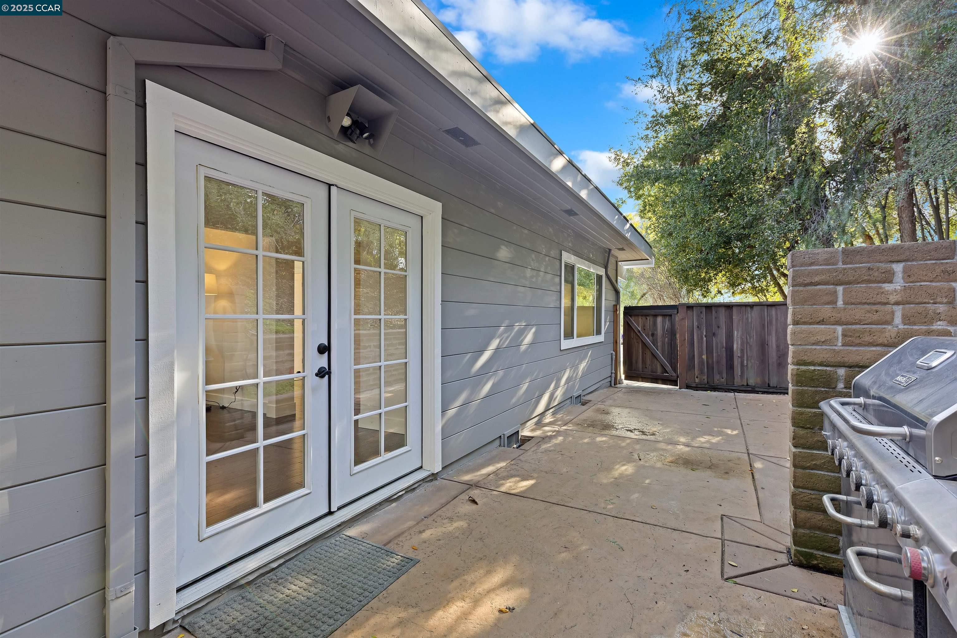 1084 Brown Ave, Lafayette, California 94549, 3 Bedrooms Bedrooms, 9 Rooms Rooms,2 BathroomsBathrooms,Residential,For Sale,1084 Brown Ave,41085334
