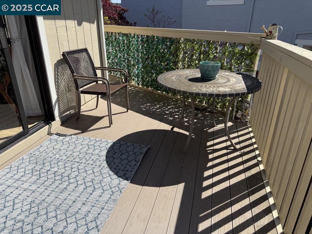 116 Falmouth Ct, Aptos, California 95003, ,Residential Income,For Sale,116 Falmouth Ct,41085338