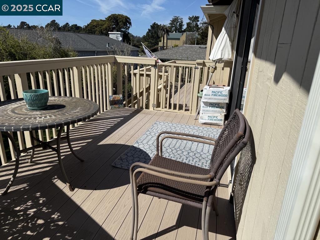 116 Falmouth Ct, Aptos, California 95003, ,Residential Income,For Sale,116 Falmouth Ct,41085338