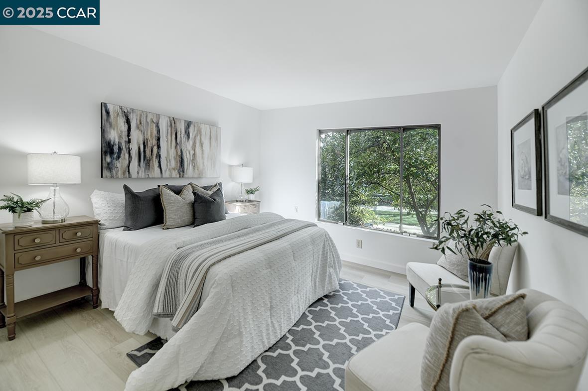 1501 Rockledge Ln # 2, Walnut Creek, California 94595, 2 Bedrooms Bedrooms, 6 Rooms Rooms,3 BathroomsBathrooms,Residential,For Sale,1501 Rockledge Ln # 2,41085342
