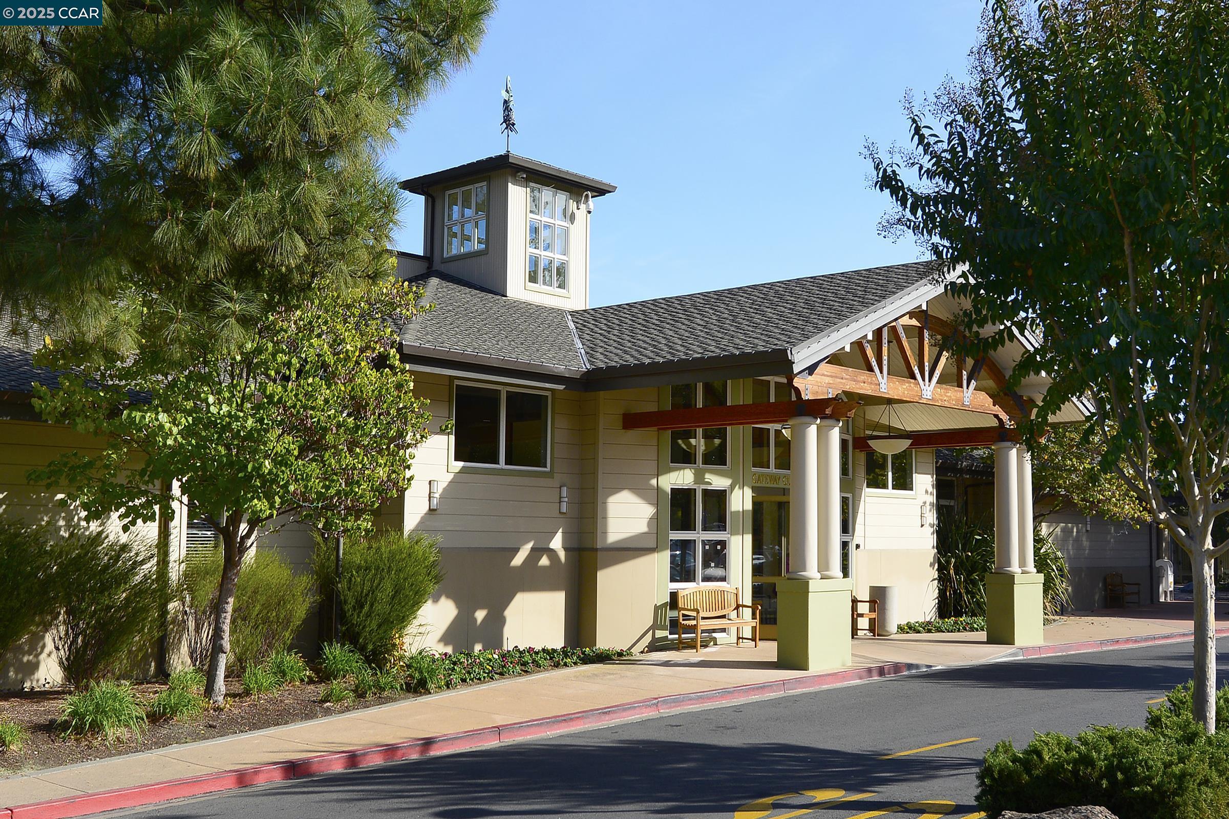 1501 Rockledge Ln # 2, Walnut Creek, California 94595, 2 Bedrooms Bedrooms, 6 Rooms Rooms,3 BathroomsBathrooms,Residential,For Sale,1501 Rockledge Ln # 2,41085342
