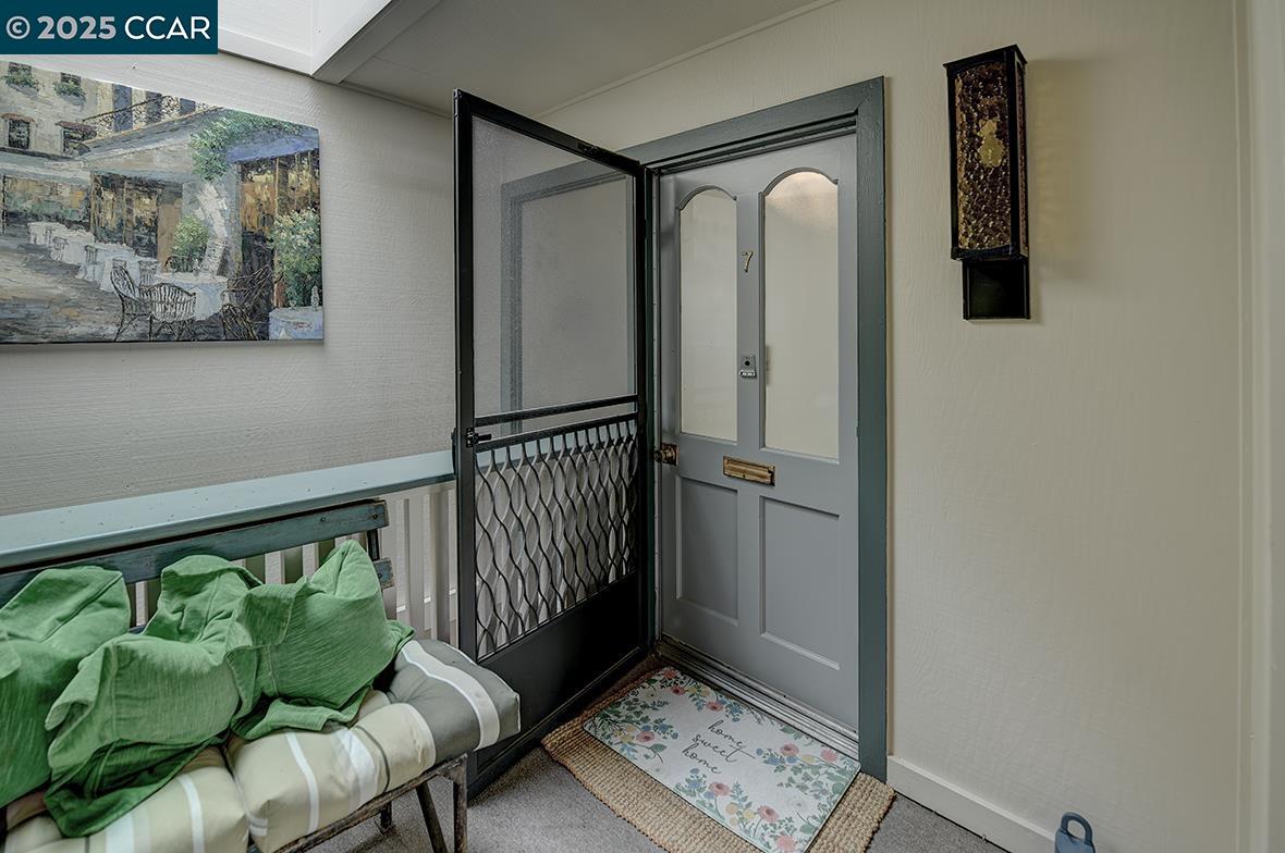 Photo #2: 41085359 Listing 