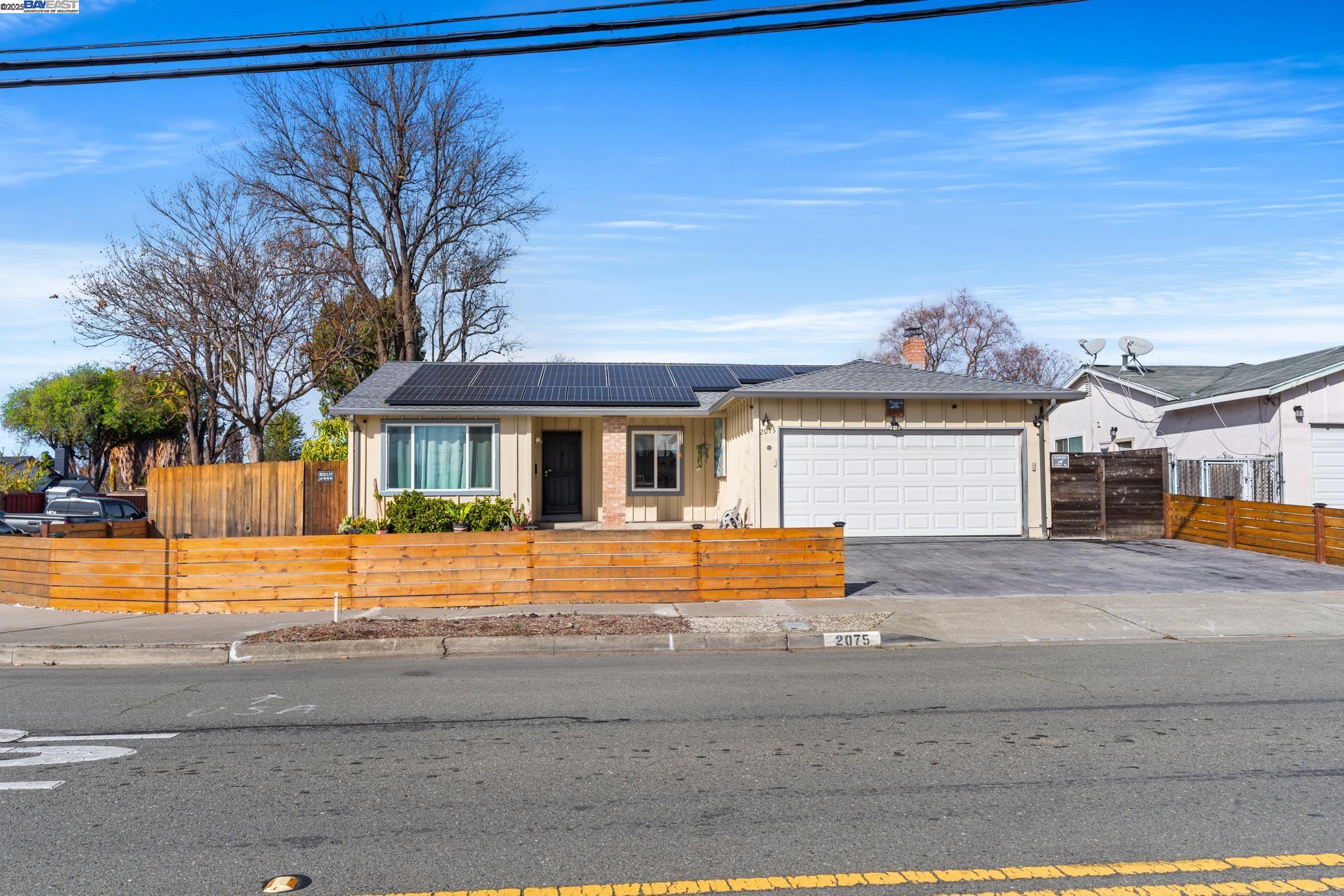 Detail Gallery Image 1 of 1 For 2075 Hartnell St, Union City,  CA 94587 - 4 Beds | 2 Baths