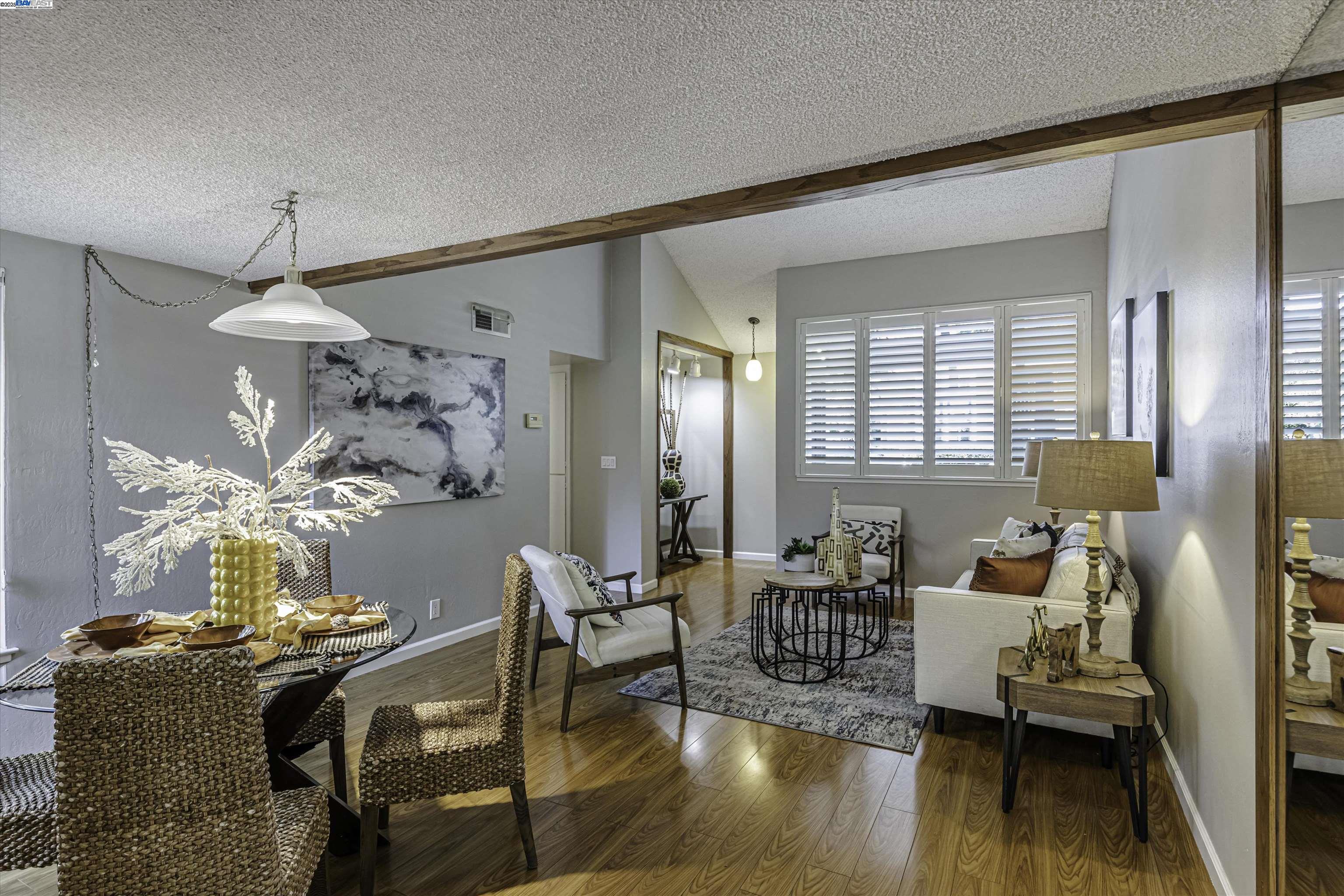 Photo #4: 41085370 Listing 