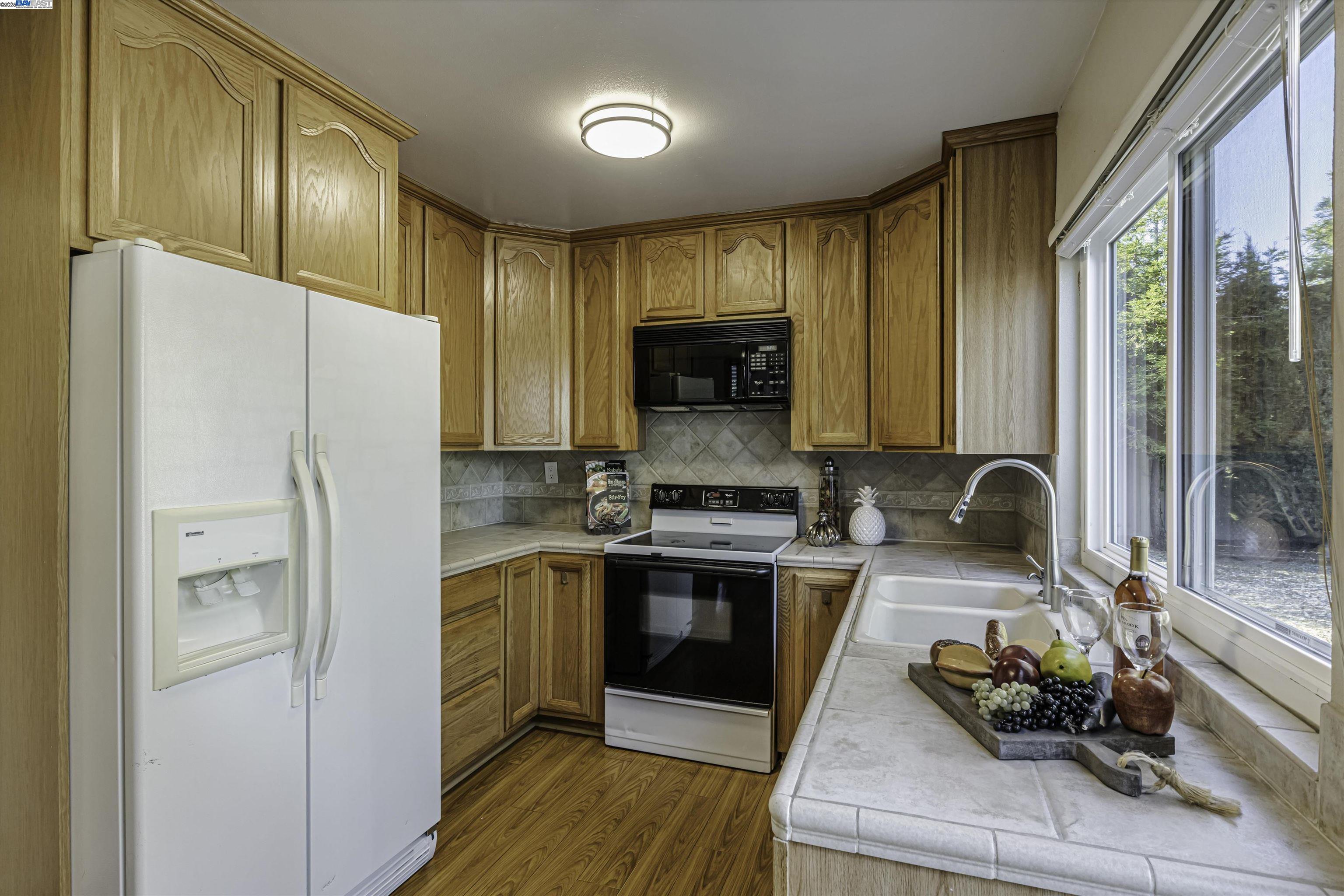 Photo #6: 41085370 Listing 