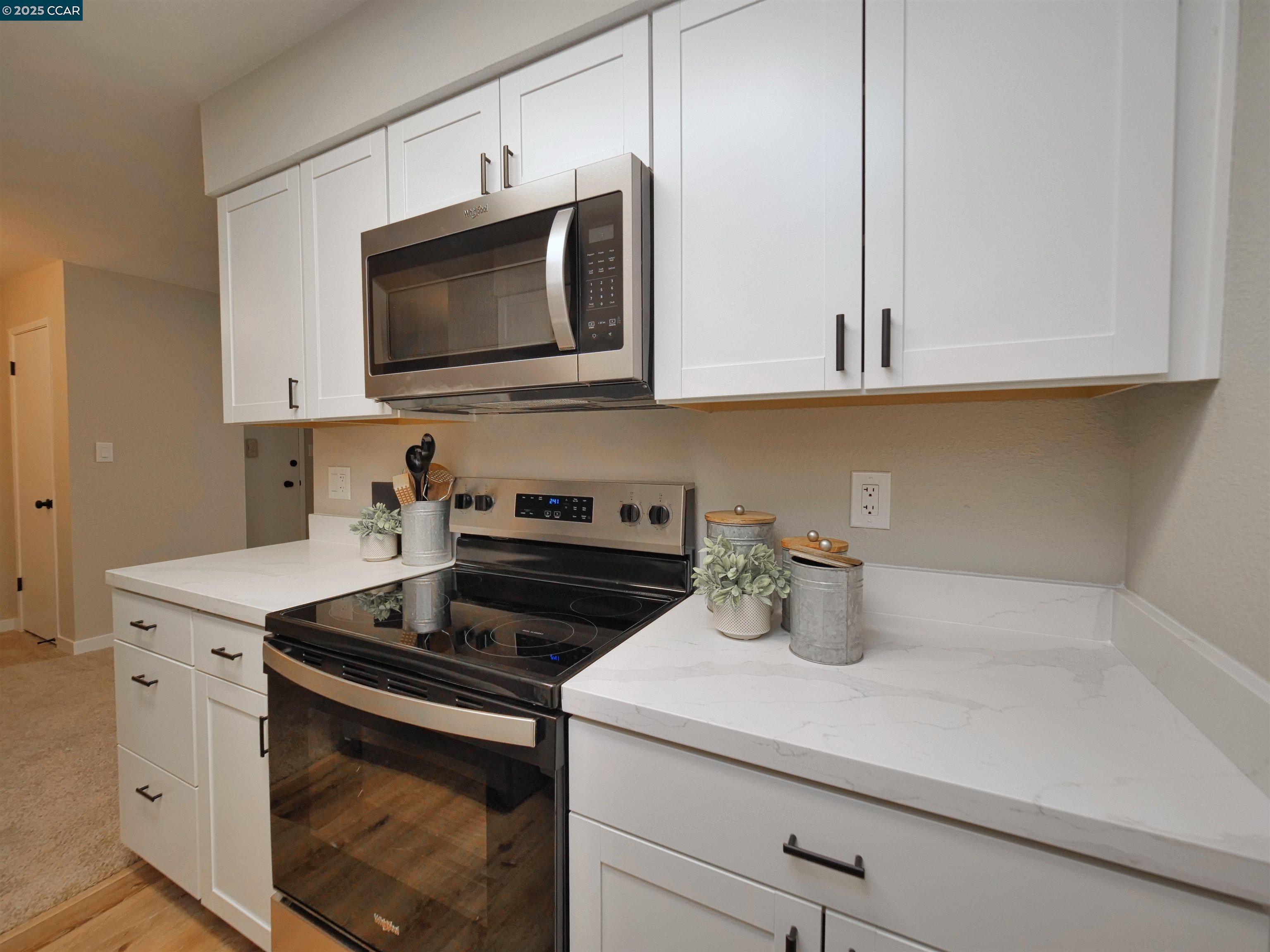MLS: 41085422 Condo For Sale