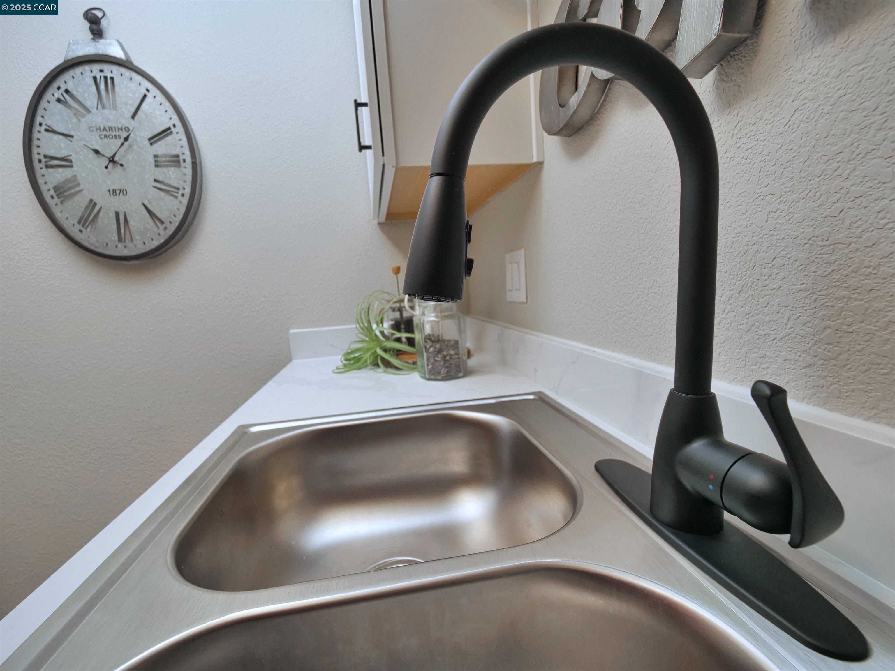 Photo #23: 41085422 Listing: Photo #23