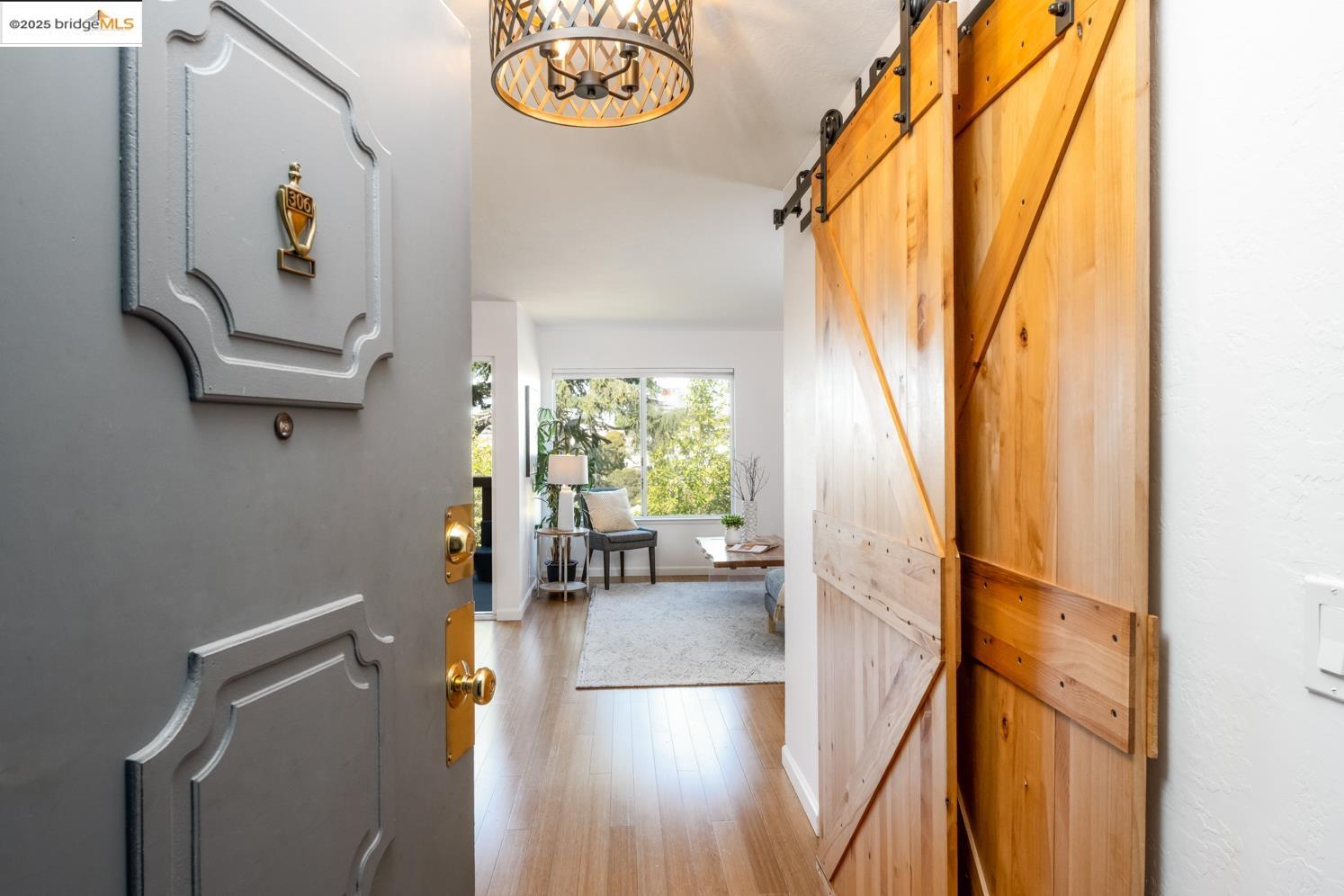 More Details about MLS # 41085429 : 233 ORANGE STREET # 306